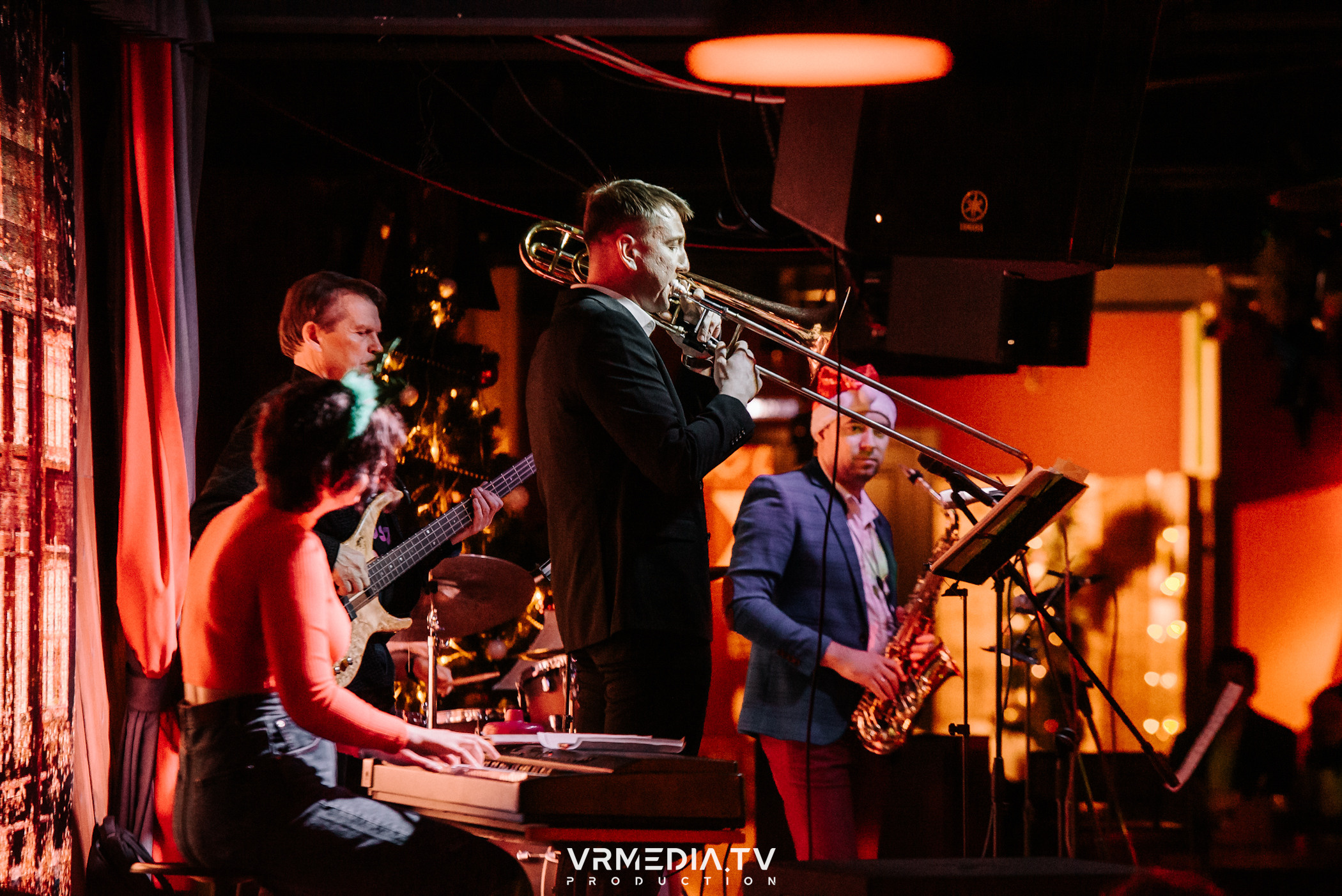 Джазовая среда. Новогодний Jam Session