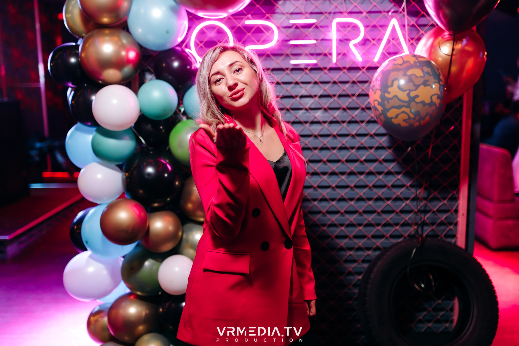 Мужской день в караоке-баре «Опера»