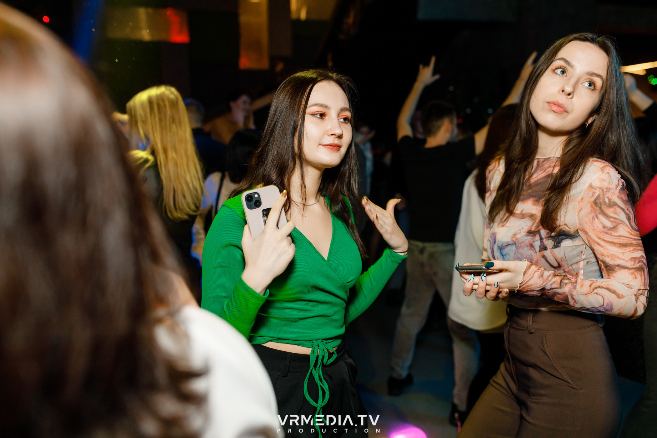 Выходные в баре «DOSKI»