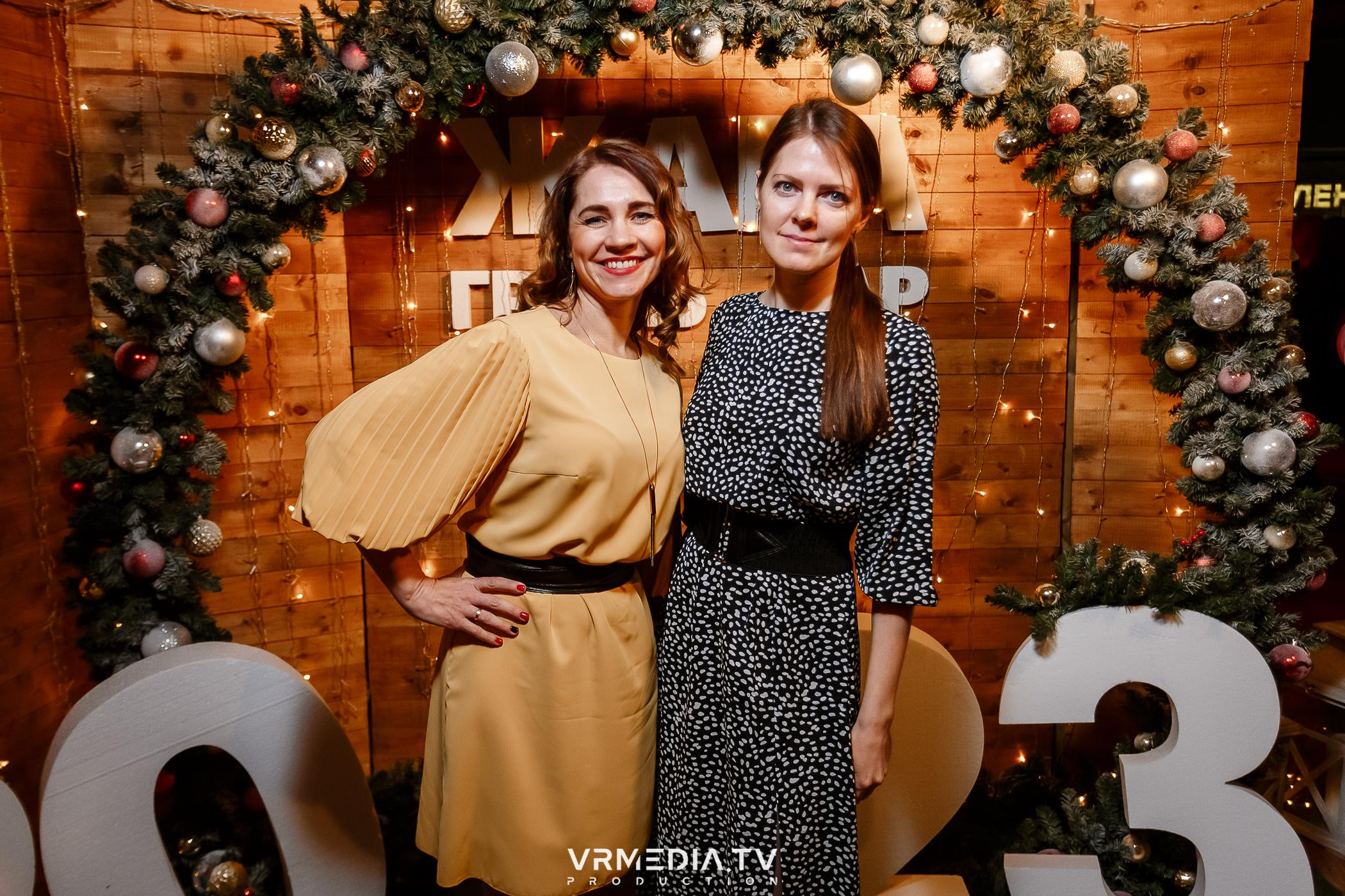 Жаркий новогодний корпоратив в гриль-баре «Жара»