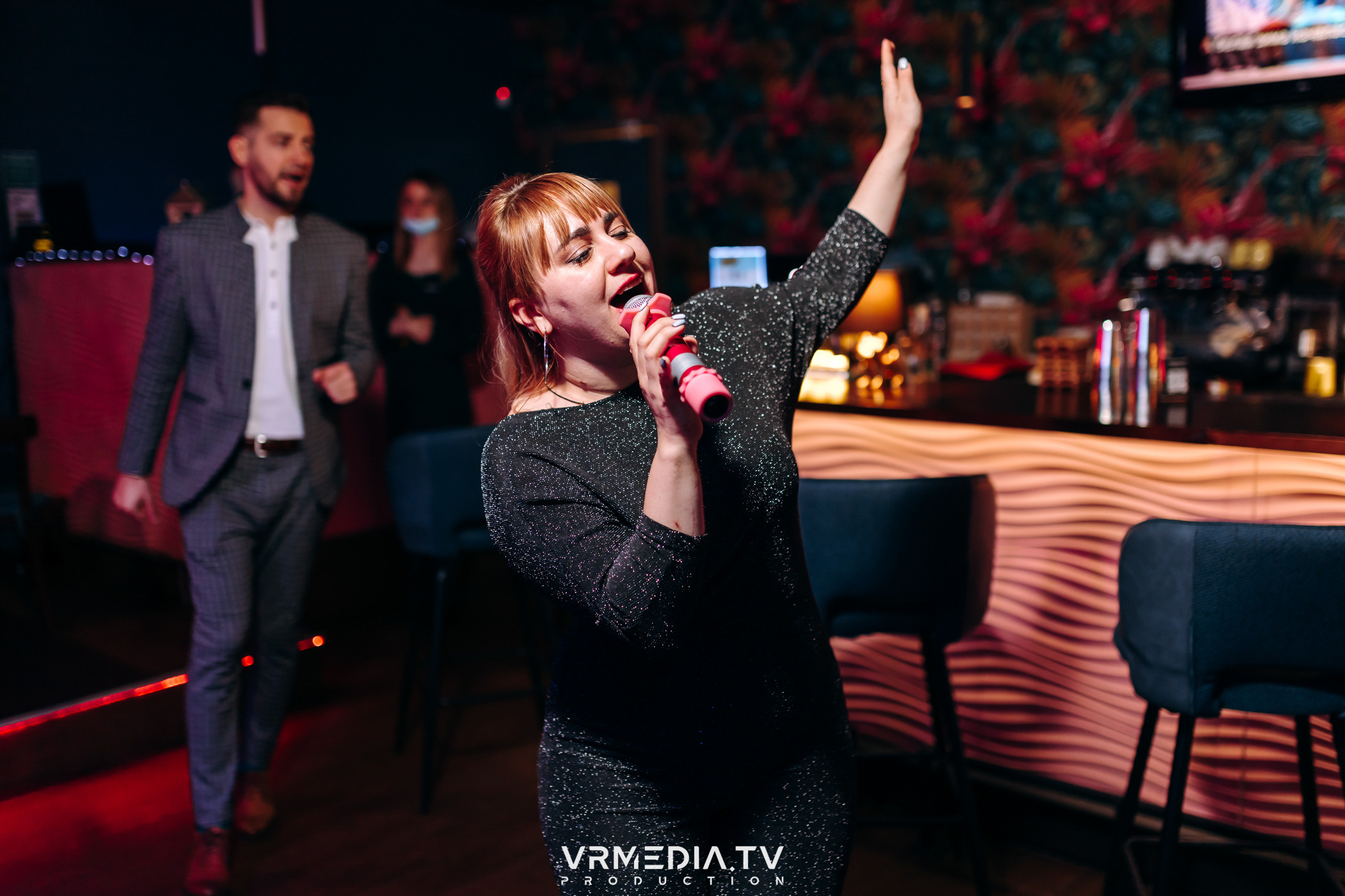 Новогодние корпоративы в караоке-баре «Опера»