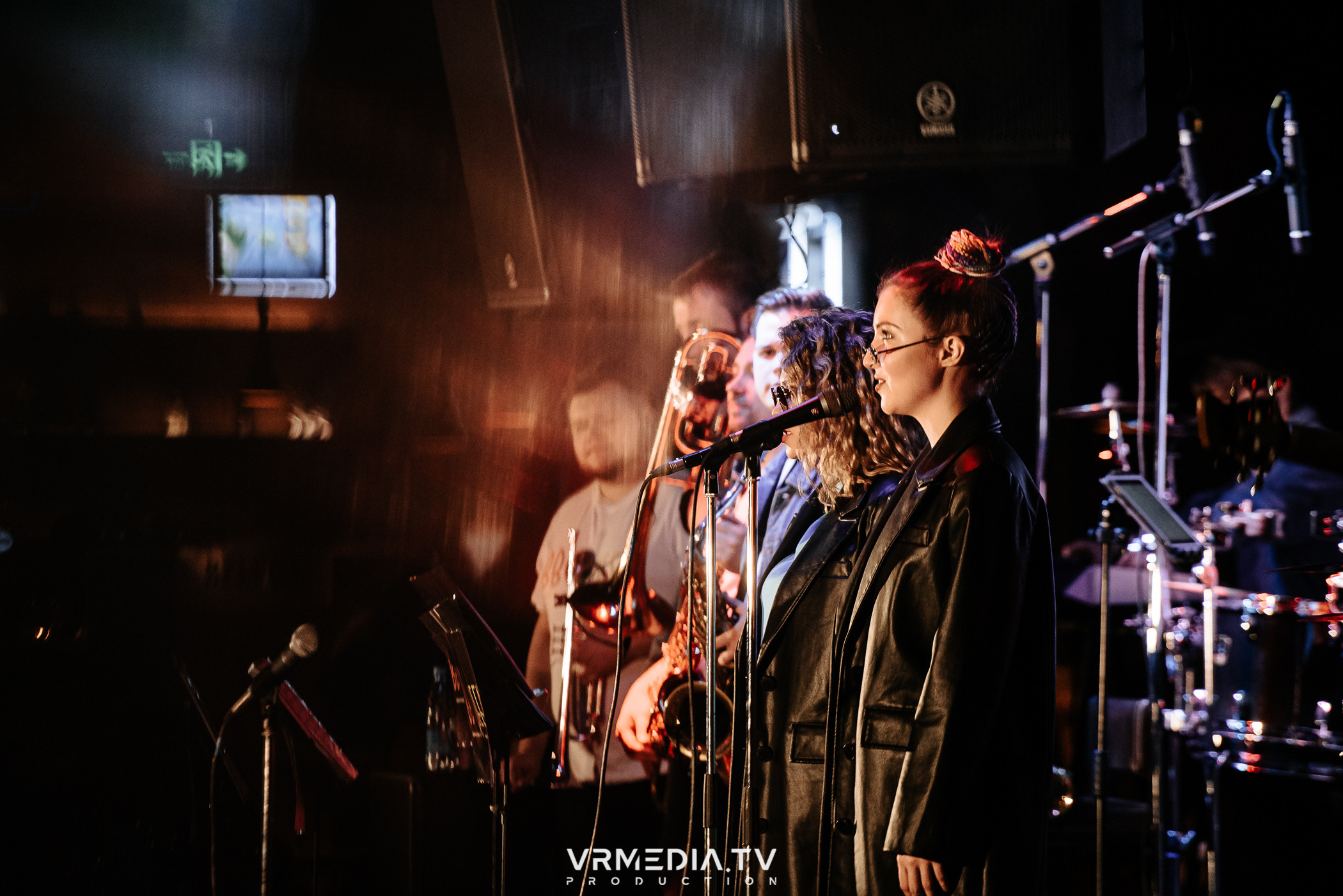 Джазовая среда: BBQueen: Переменная облачность