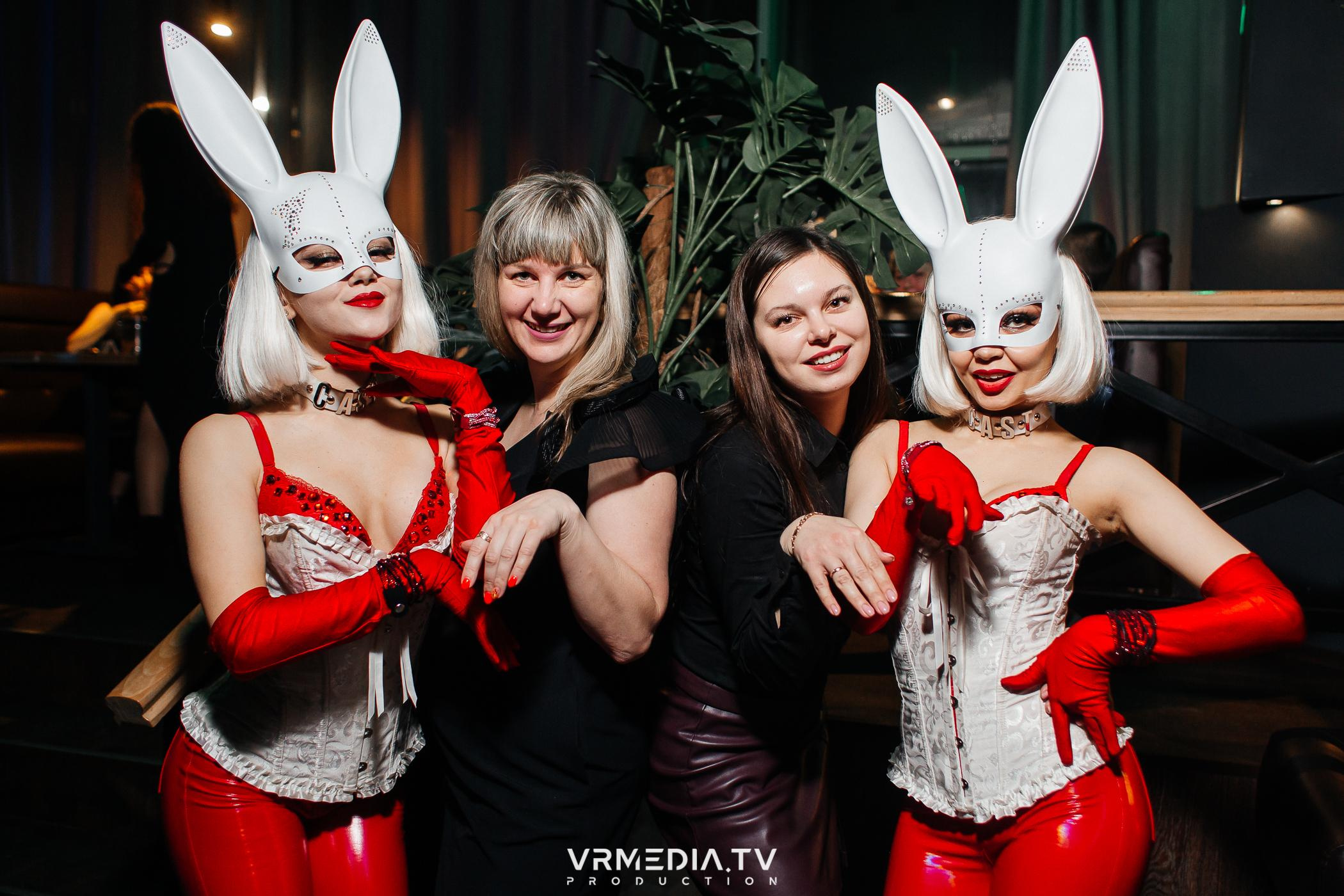 Выходные в баре «DOSKI»