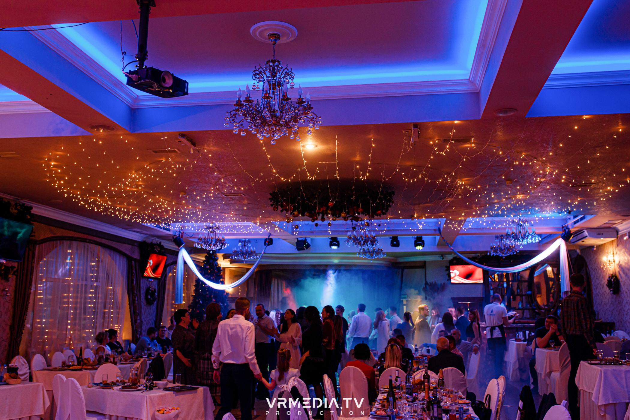 «Новогодний Мюзикл» в ресторане «Лазурный Берег»