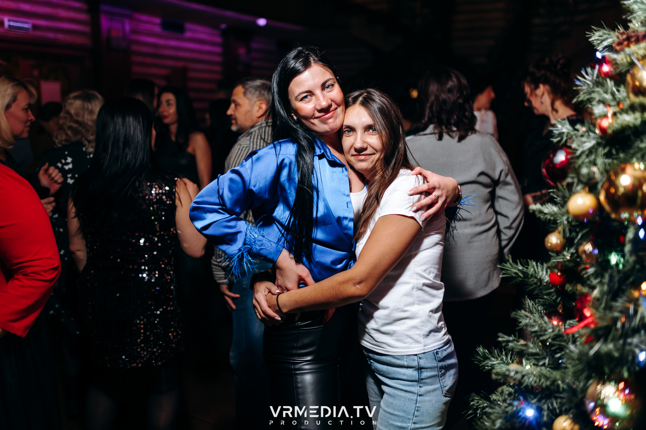 Новогодний вечер «У Петровича»