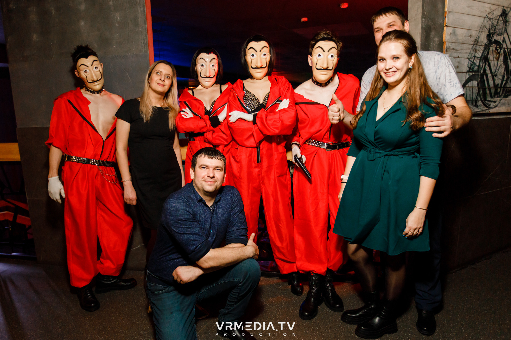 Выходные в баре «DOSKI»