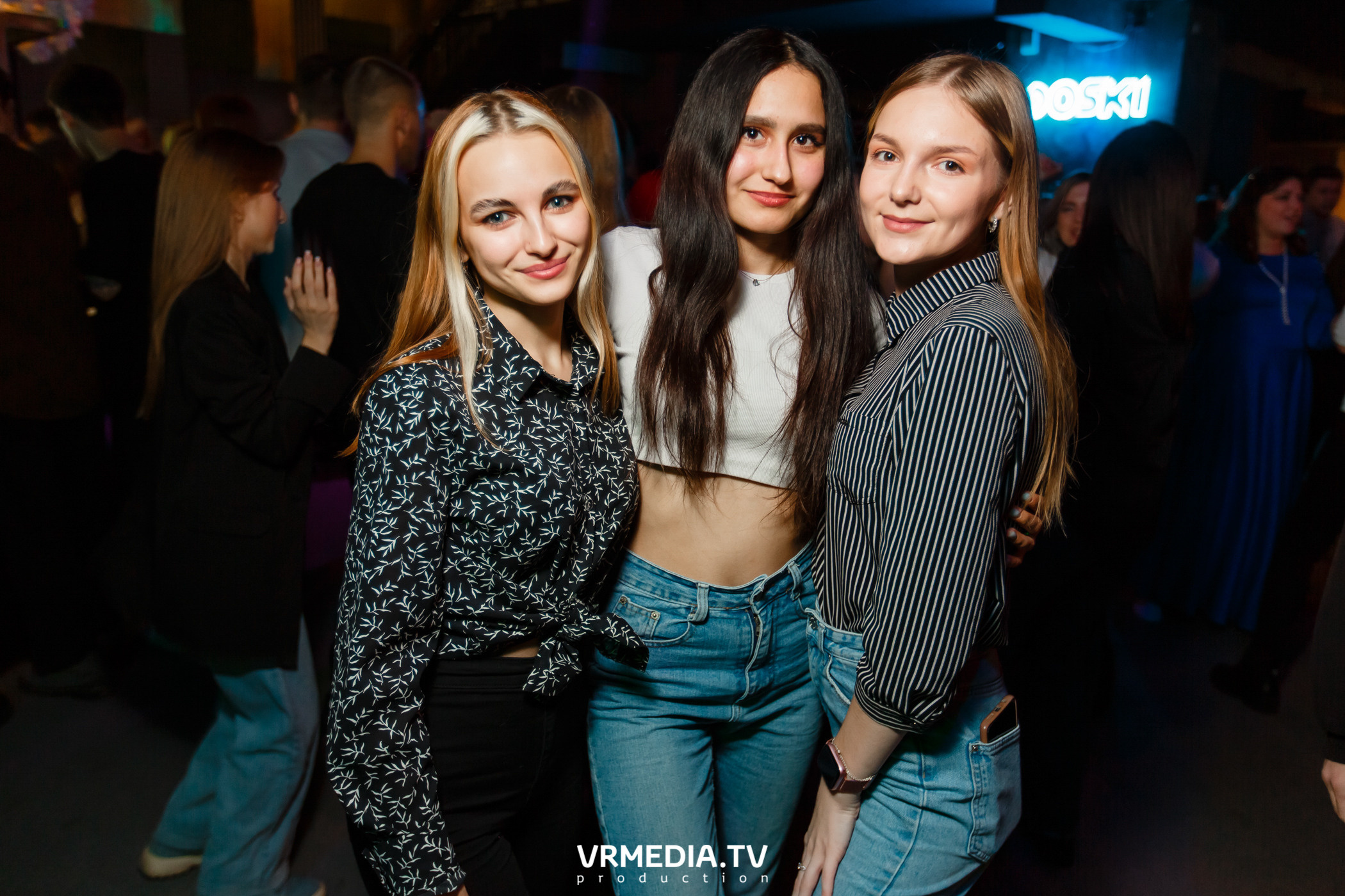 Выходные в баре «DOSKI»