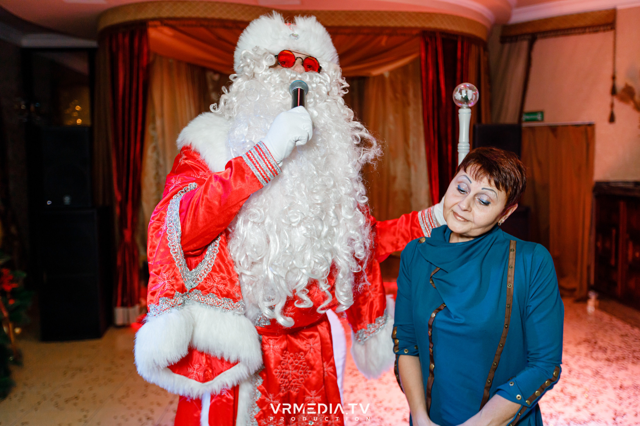 «Новогодний Мюзикл» в ресторане «Лазурный Берег»