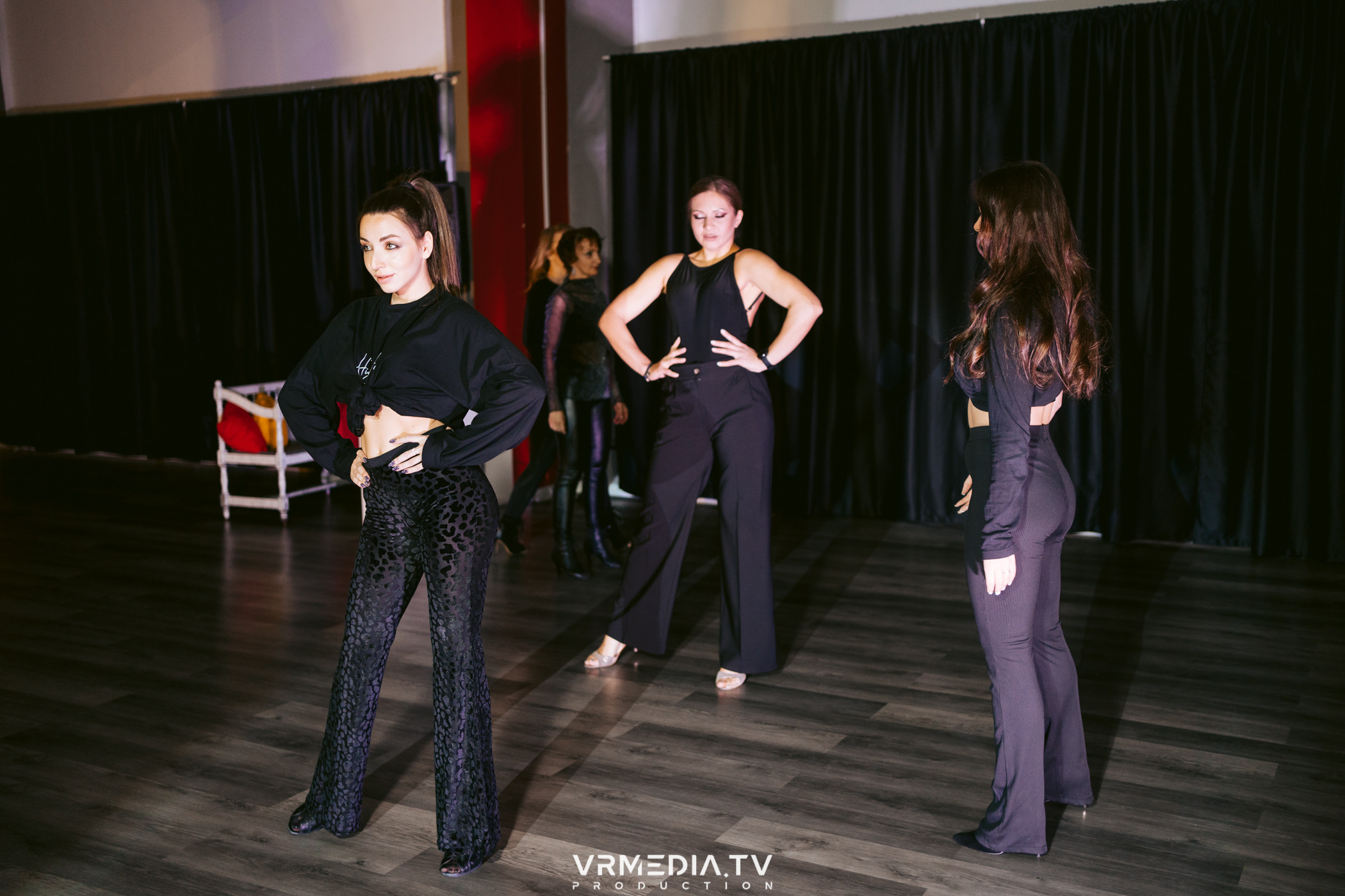 Новогодний вечер в «FREEDOM by Kseniya Aleksandrova»