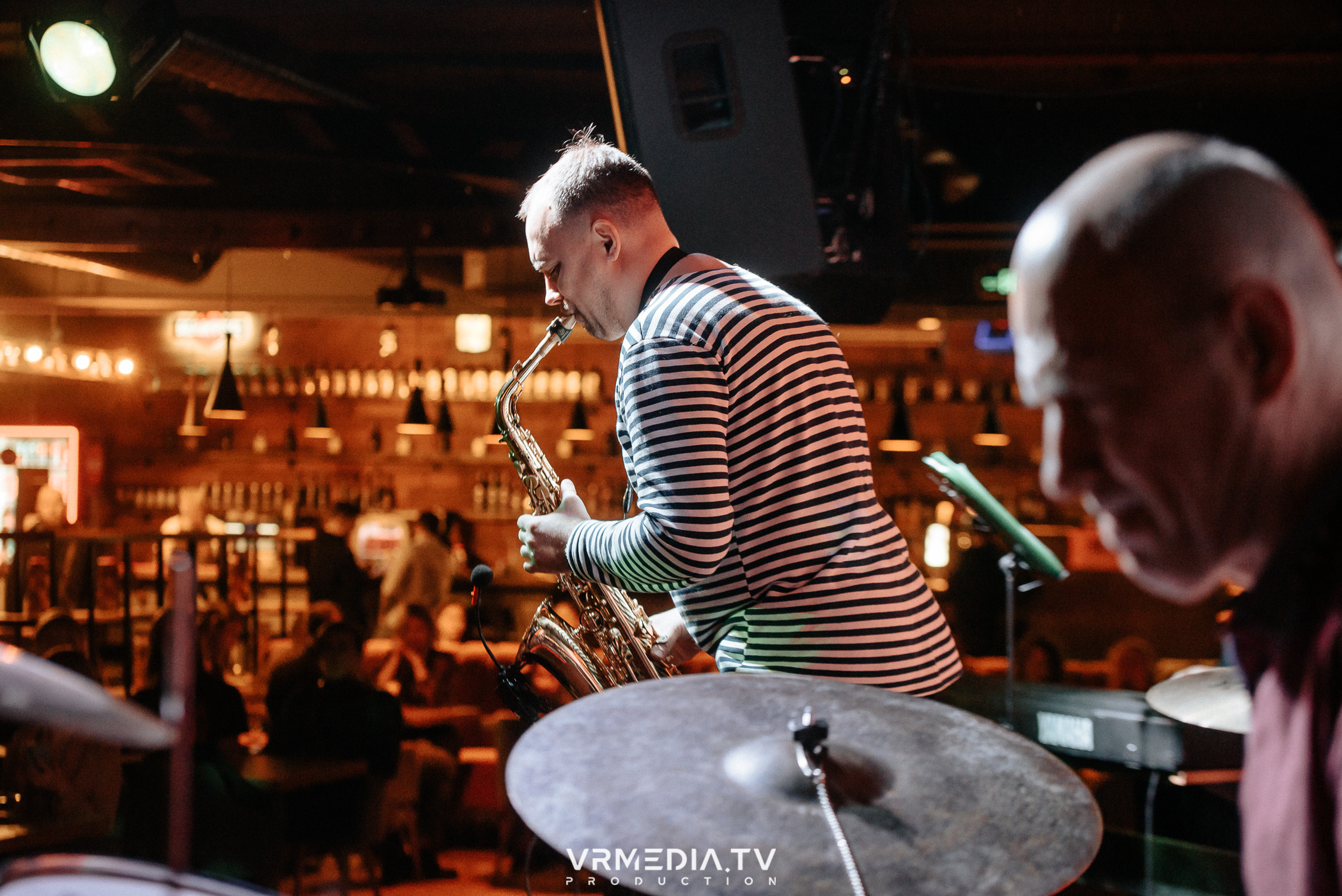 Джазовая среда: Джаз Замечательных Людей (Новосибирск)