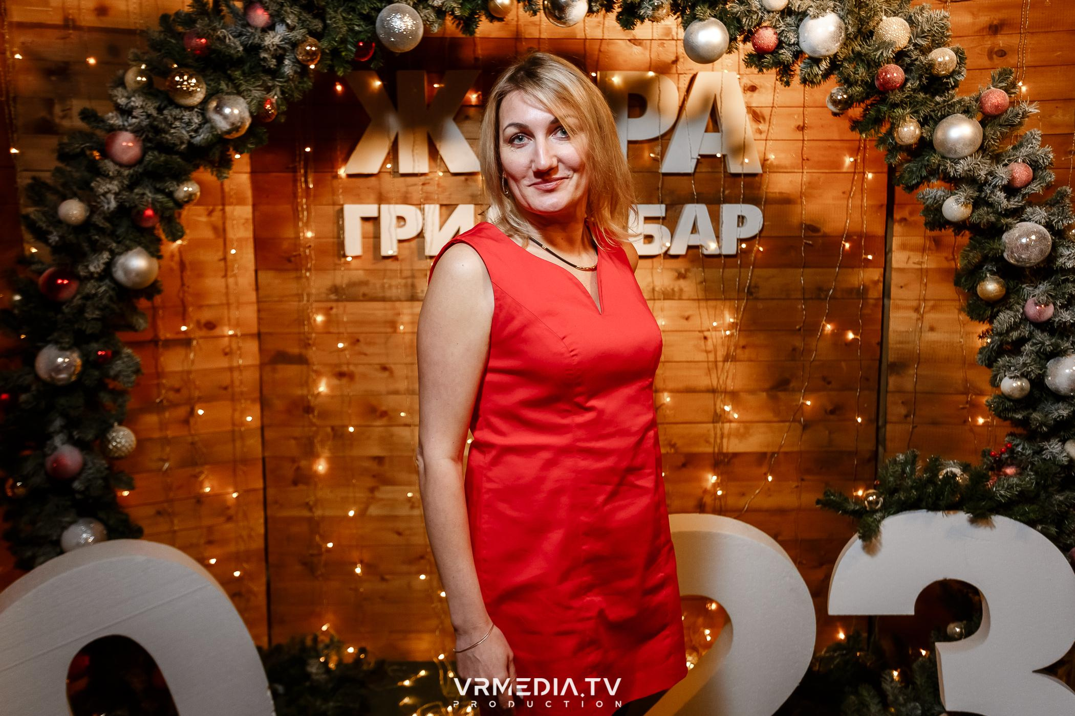 Жаркий новогодний корпоратив в гриль-баре «Жара»