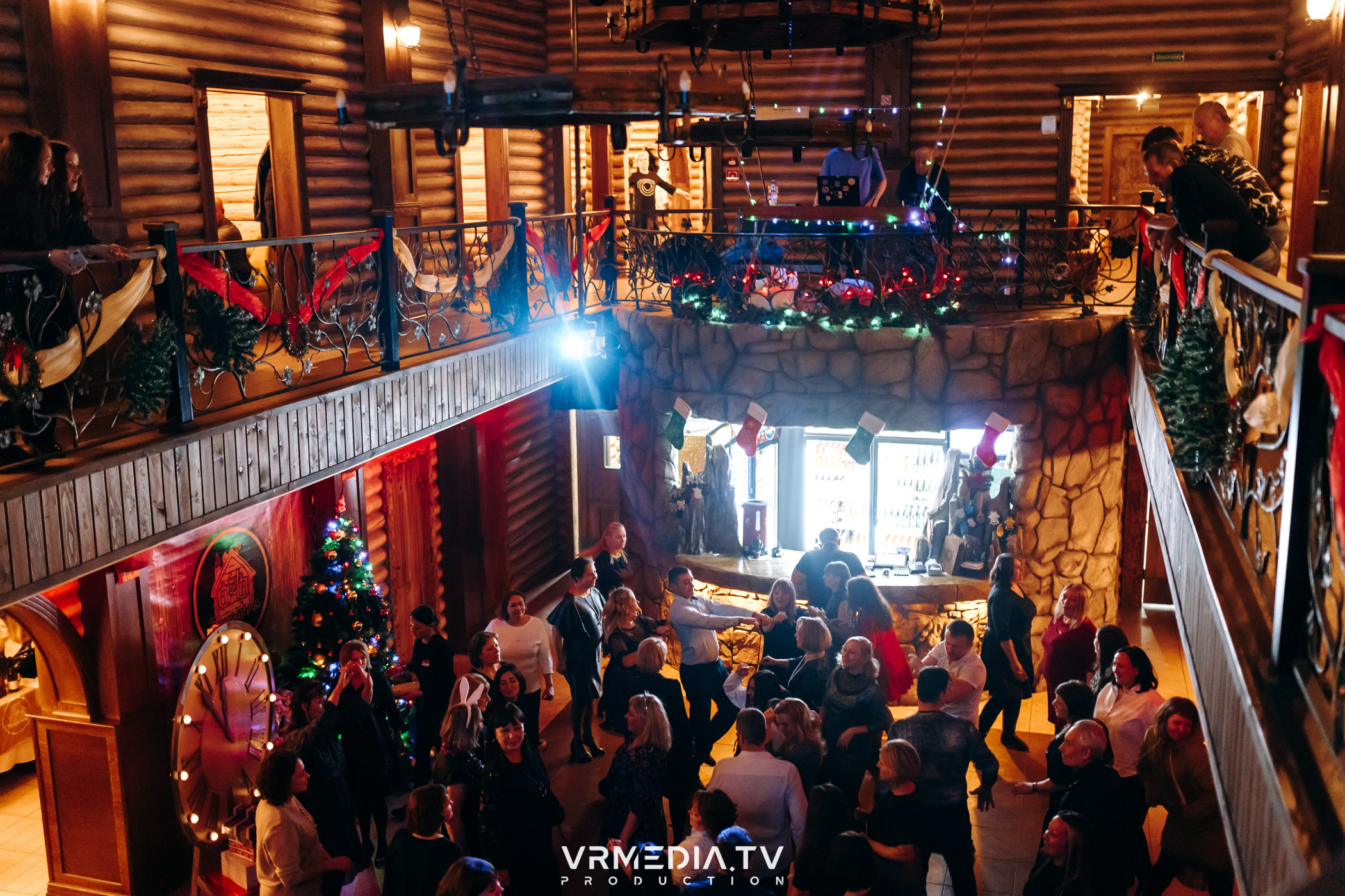 Новогодний вечер «У Петровича»