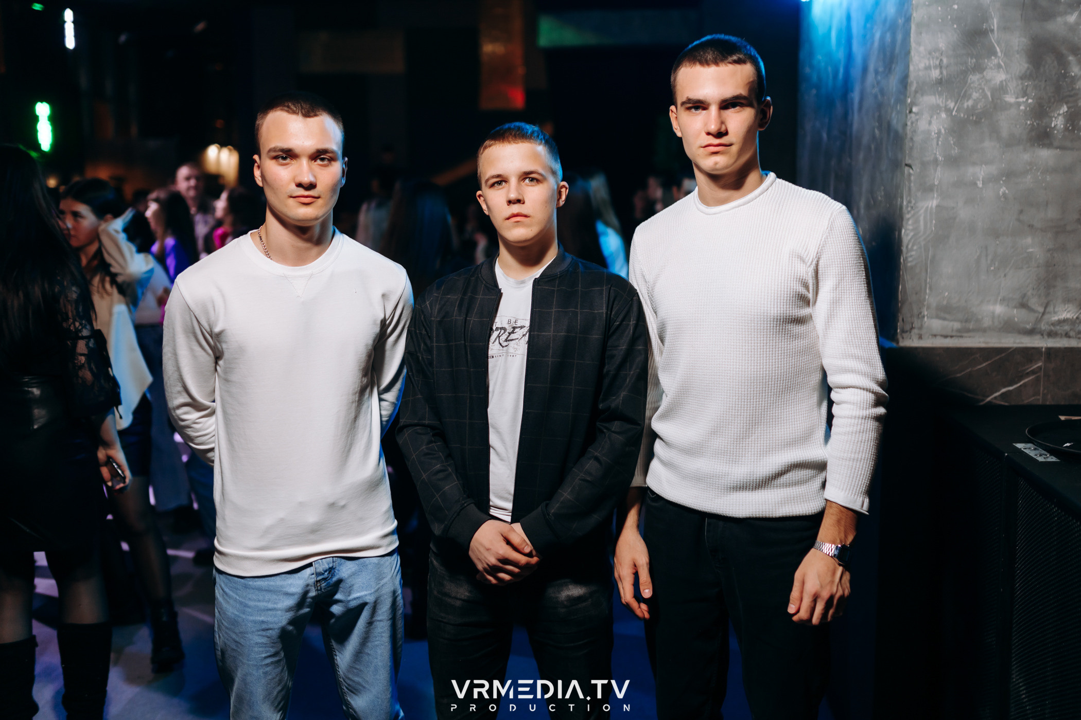 Выходные в баре «DOSKI»