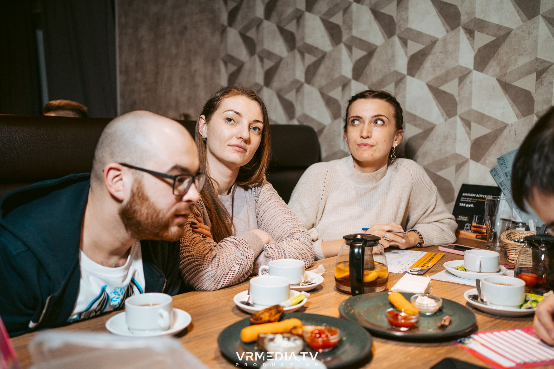 WoW QuiZ в баре «DOSKI»