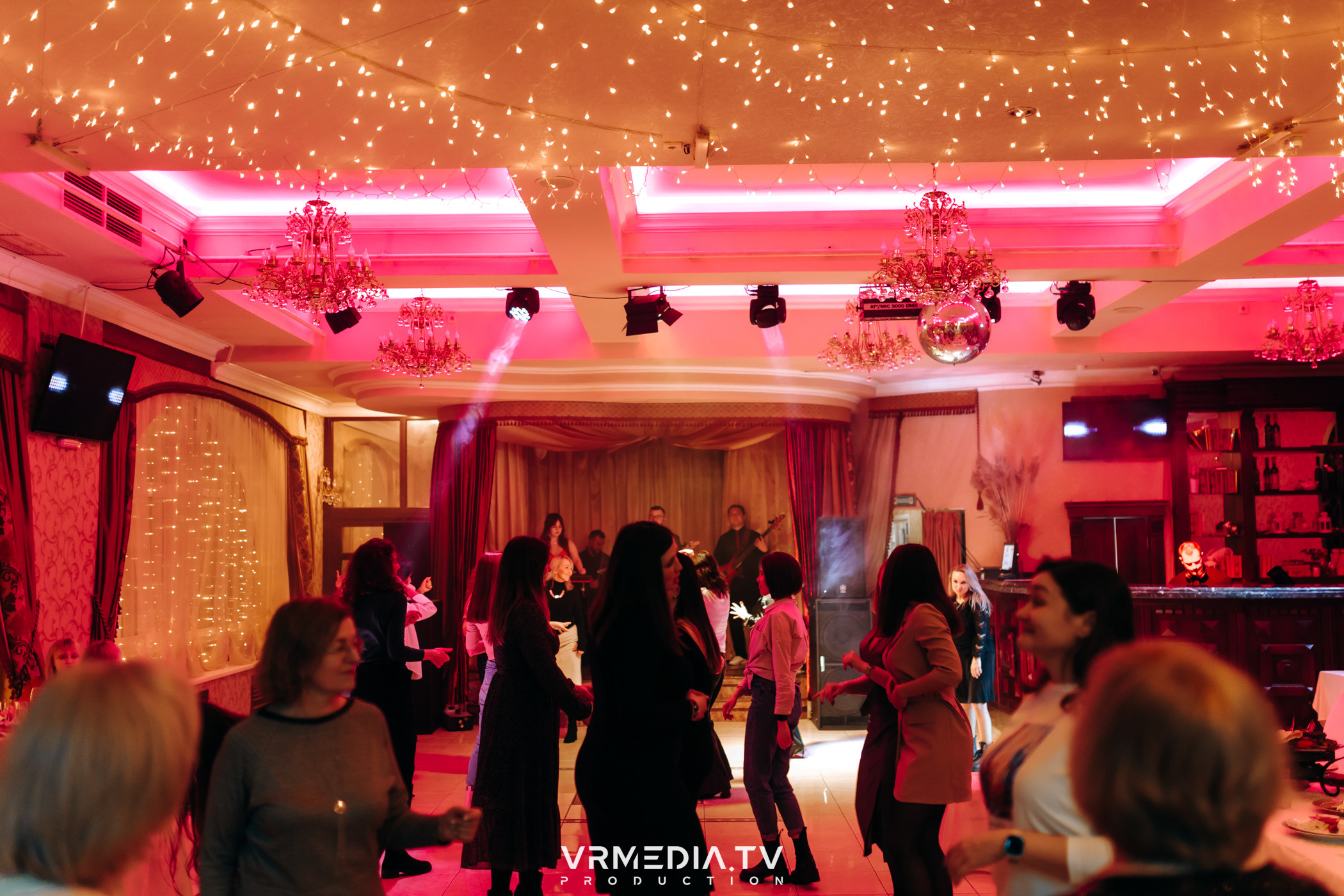 Выходные в ресторане «Лазурный Берег»