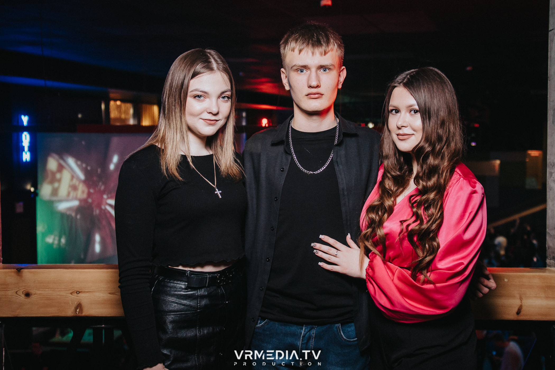 Выходные в баре «DOSKI»