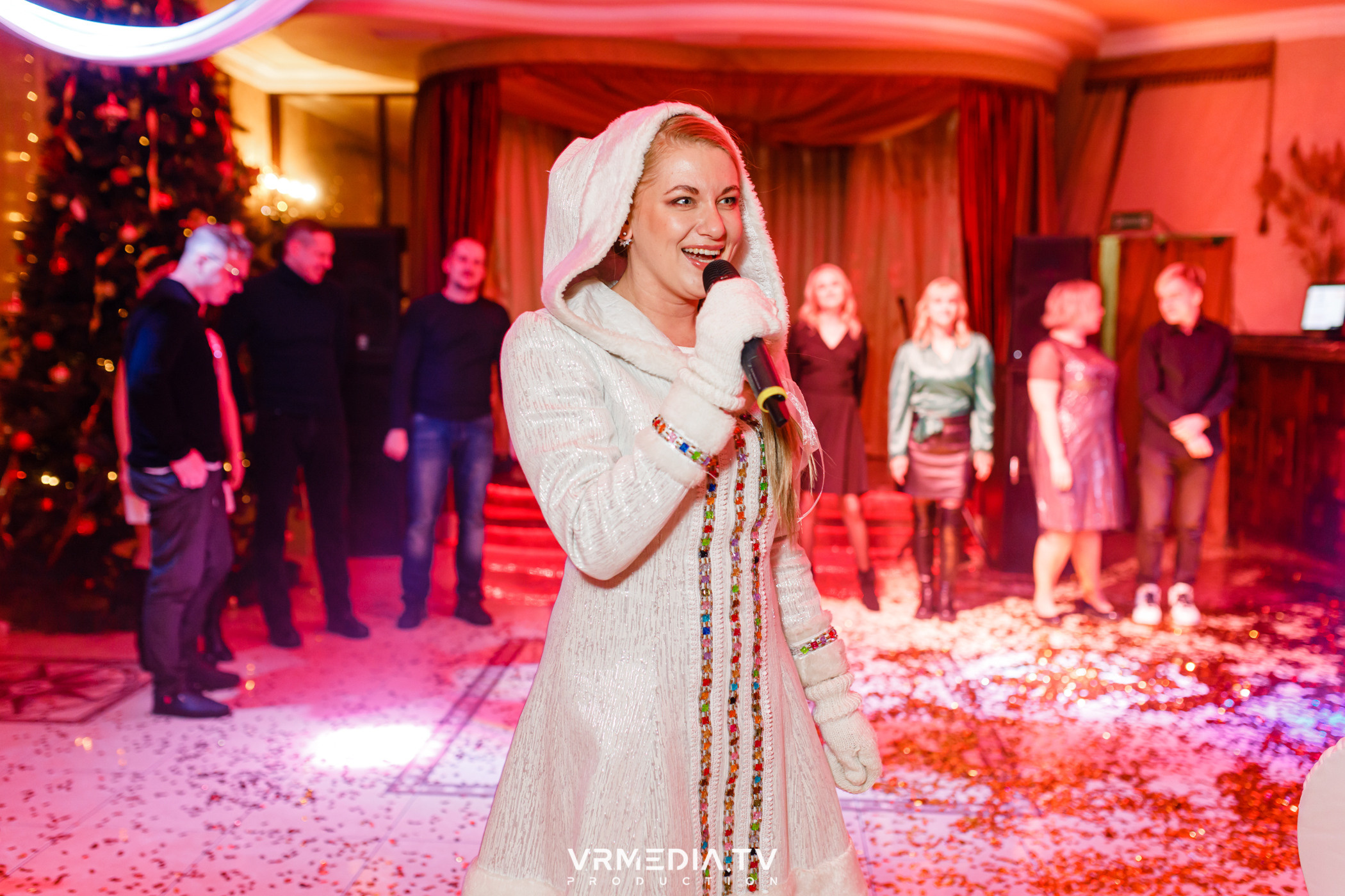 «Новогодний Мюзикл» в ресторане «Лазурный Берег»