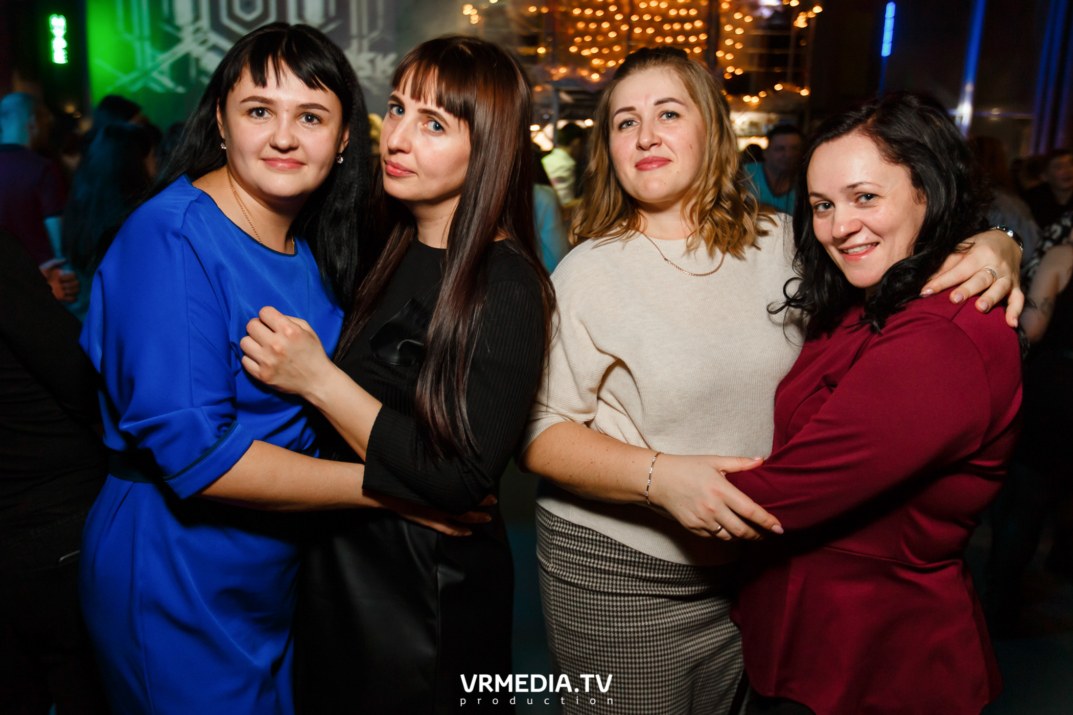 Выходные в баре «DOSKI»