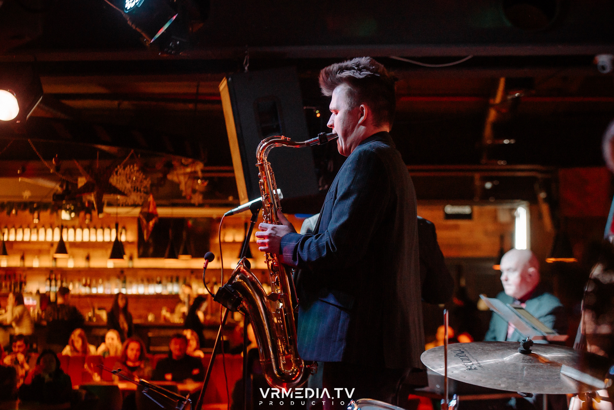 Джазовая среда: Певец Мистер Мелвин (Франция)