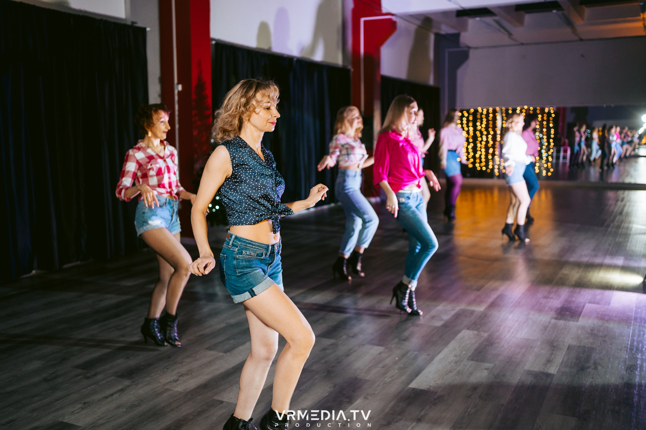 Новогодний вечер в «FREEDOM by Kseniya Aleksandrova»