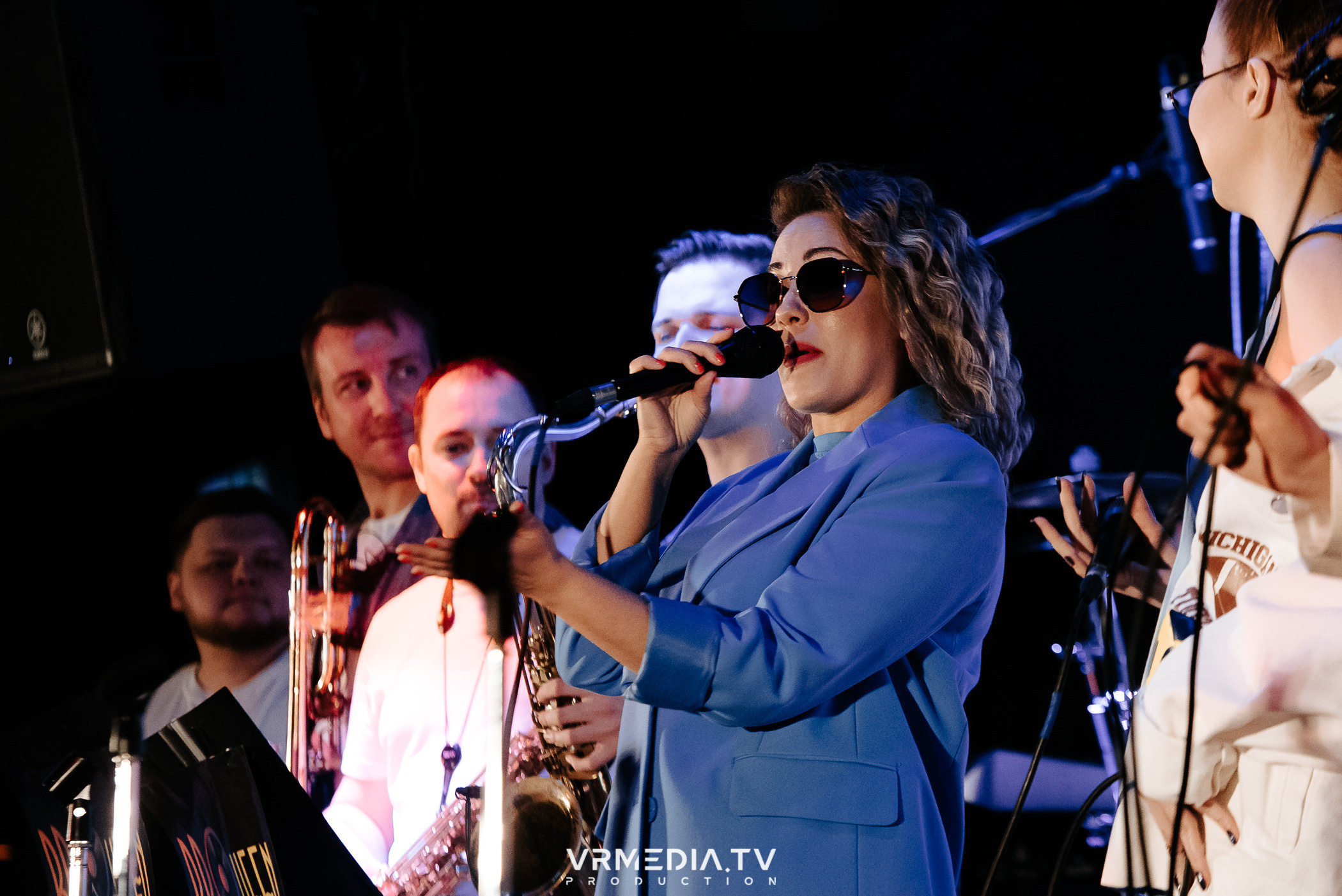 Джазовая среда: BBQueen: Переменная облачность