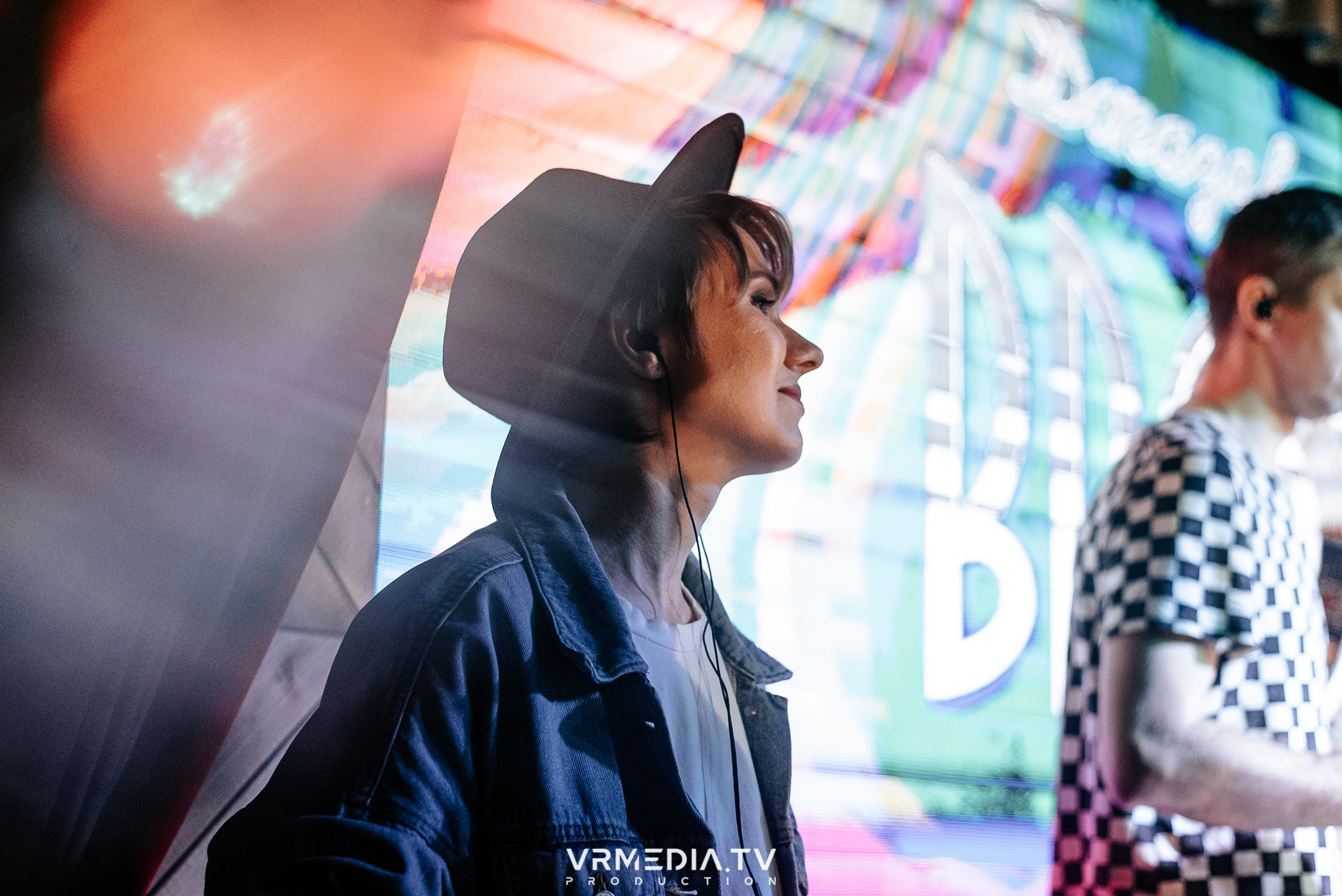 Джазовая среда: BBQueen: Переменная облачность