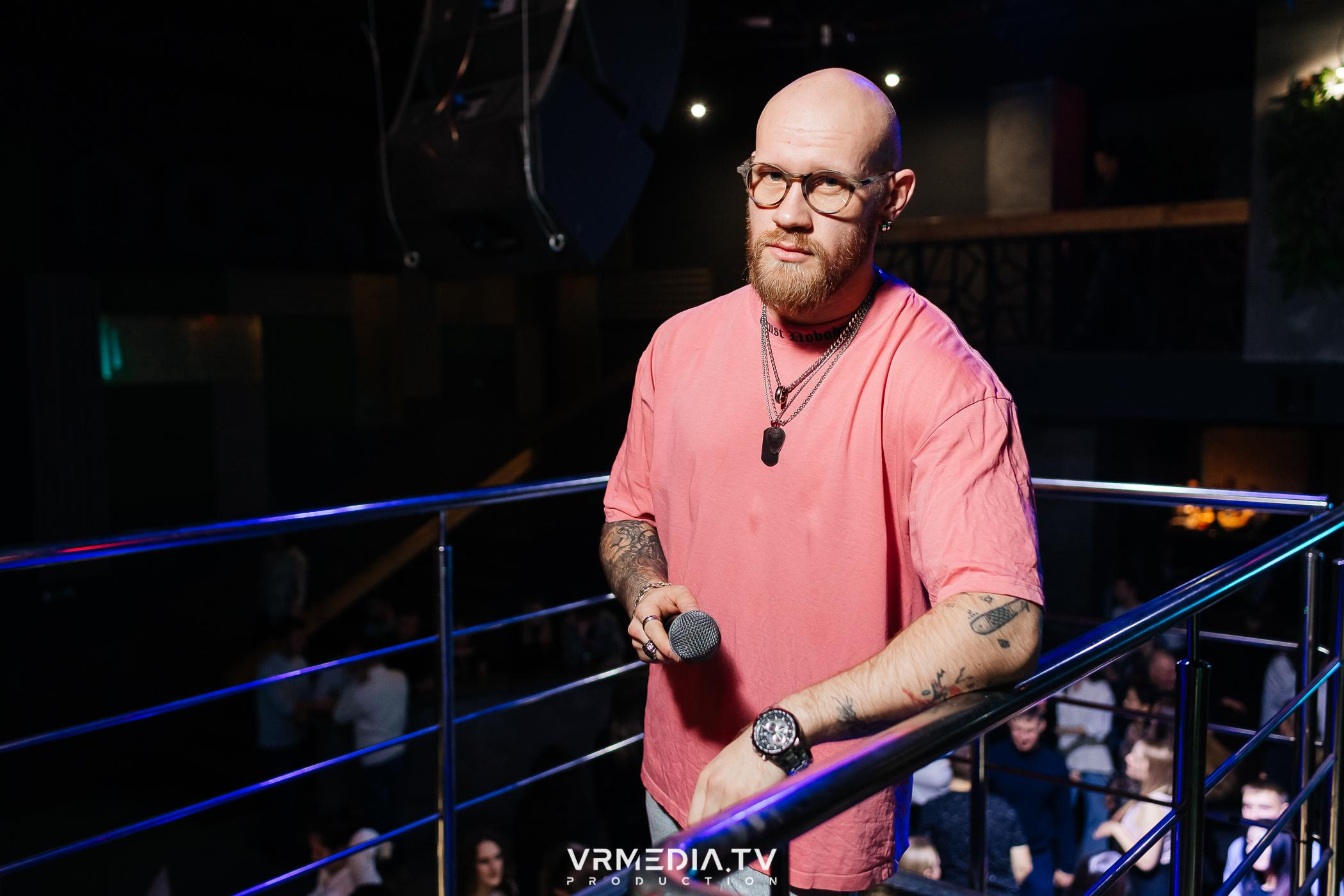 Выходные в баре «DOSKI»