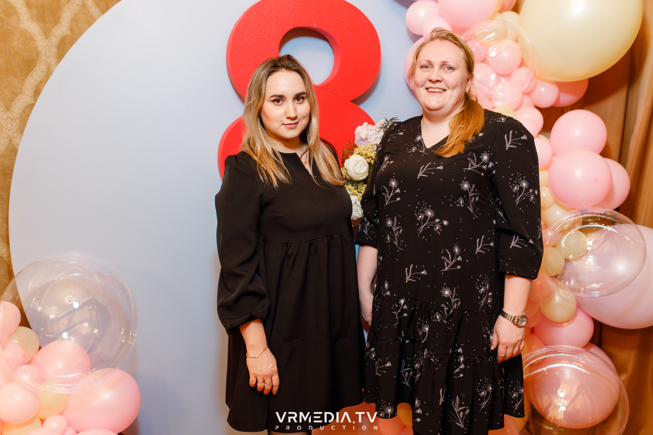 Международный женский день в ресторане «Лазурный Берег»