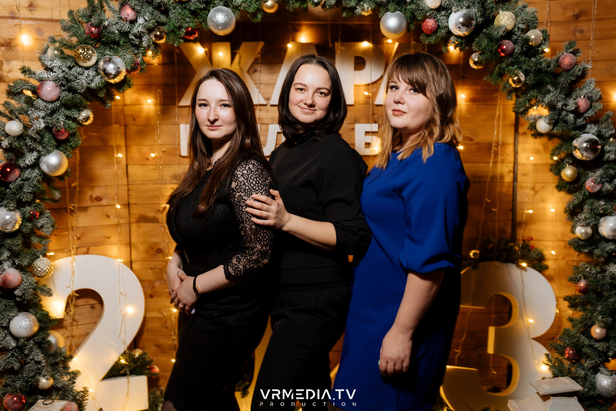 Жаркий новогодний корпоратив в гриль-баре «Жара»