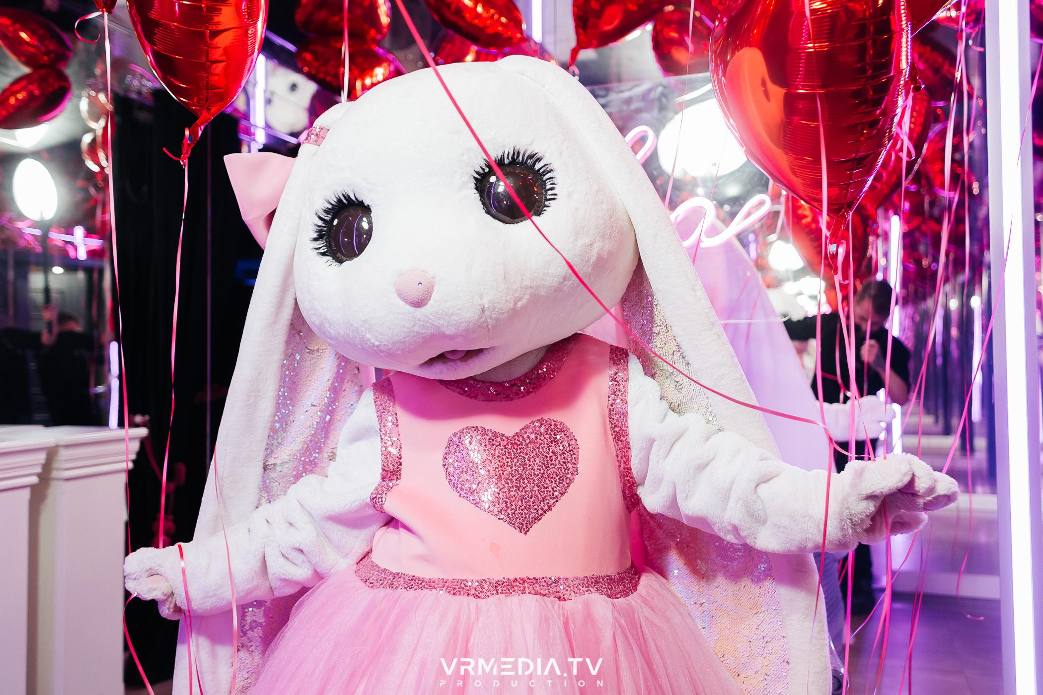 День святого Валентина в караоке-баре «Volna»