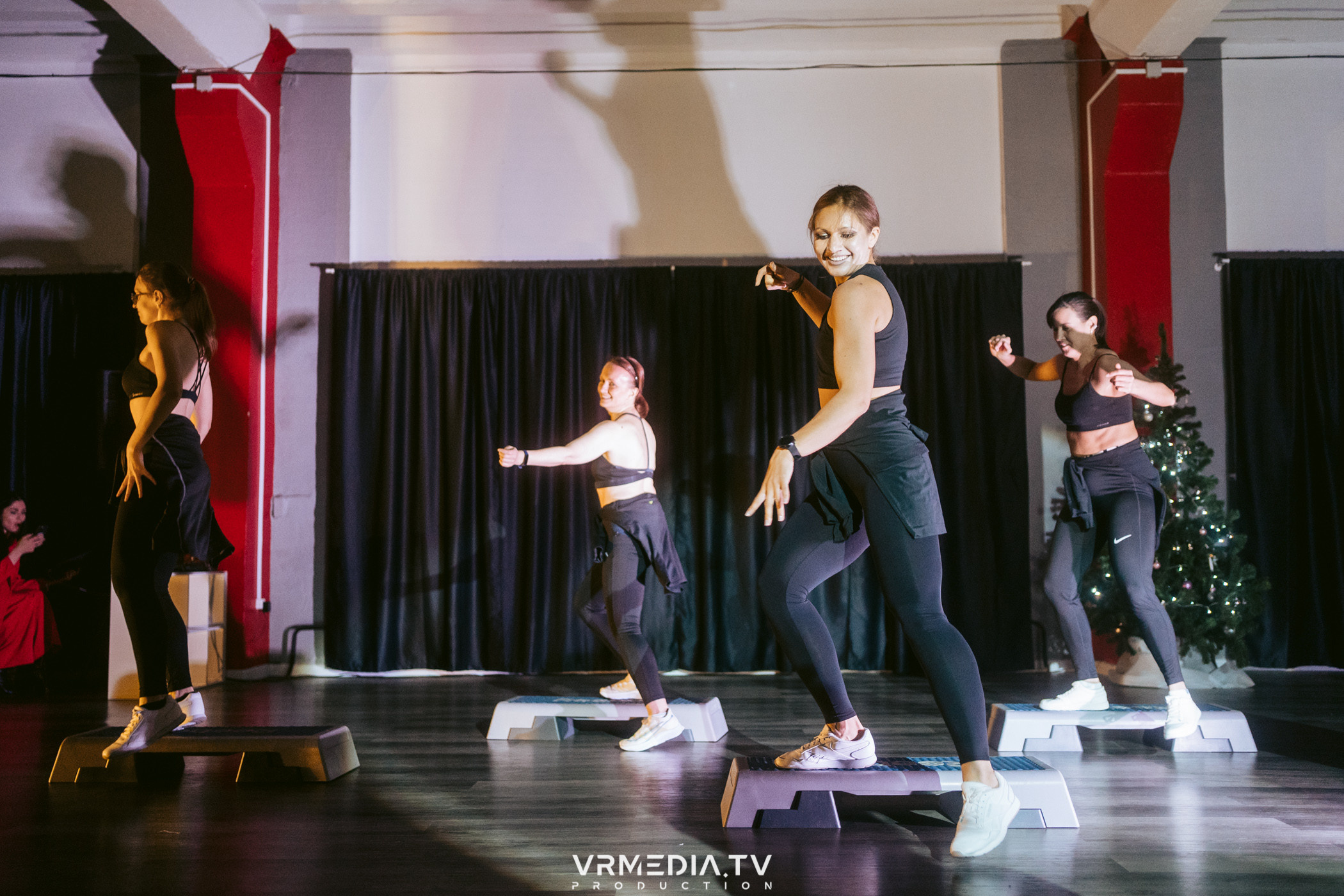 Новогодний вечер в «FREEDOM by Kseniya Aleksandrova»