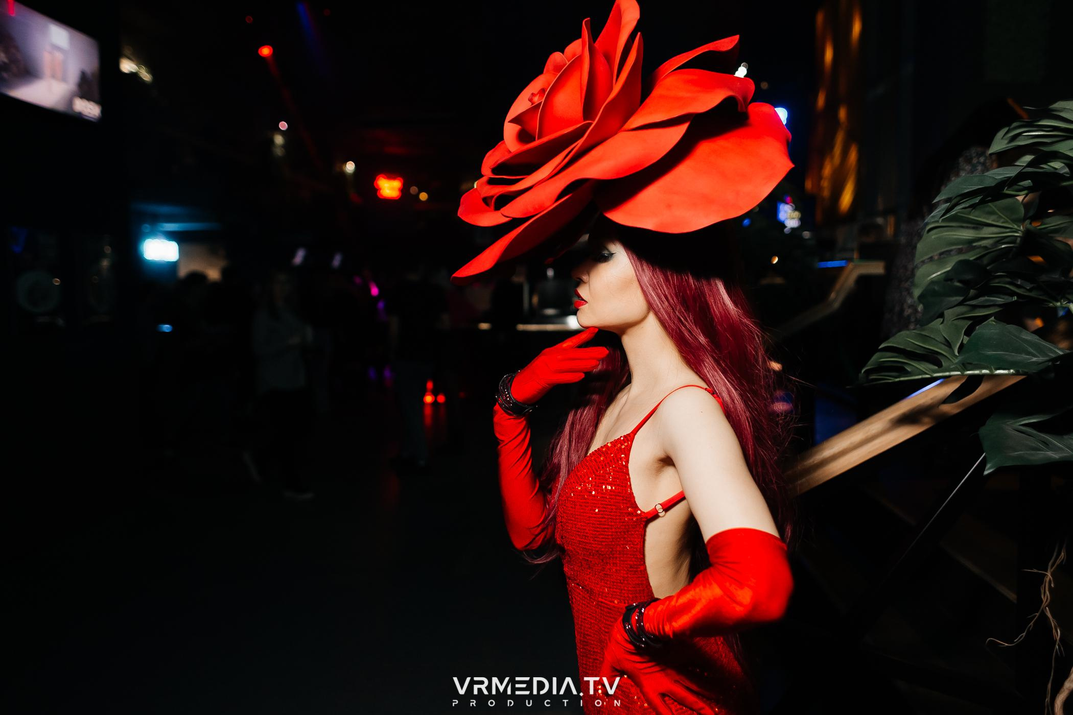 Выходные в баре «DOSKI»