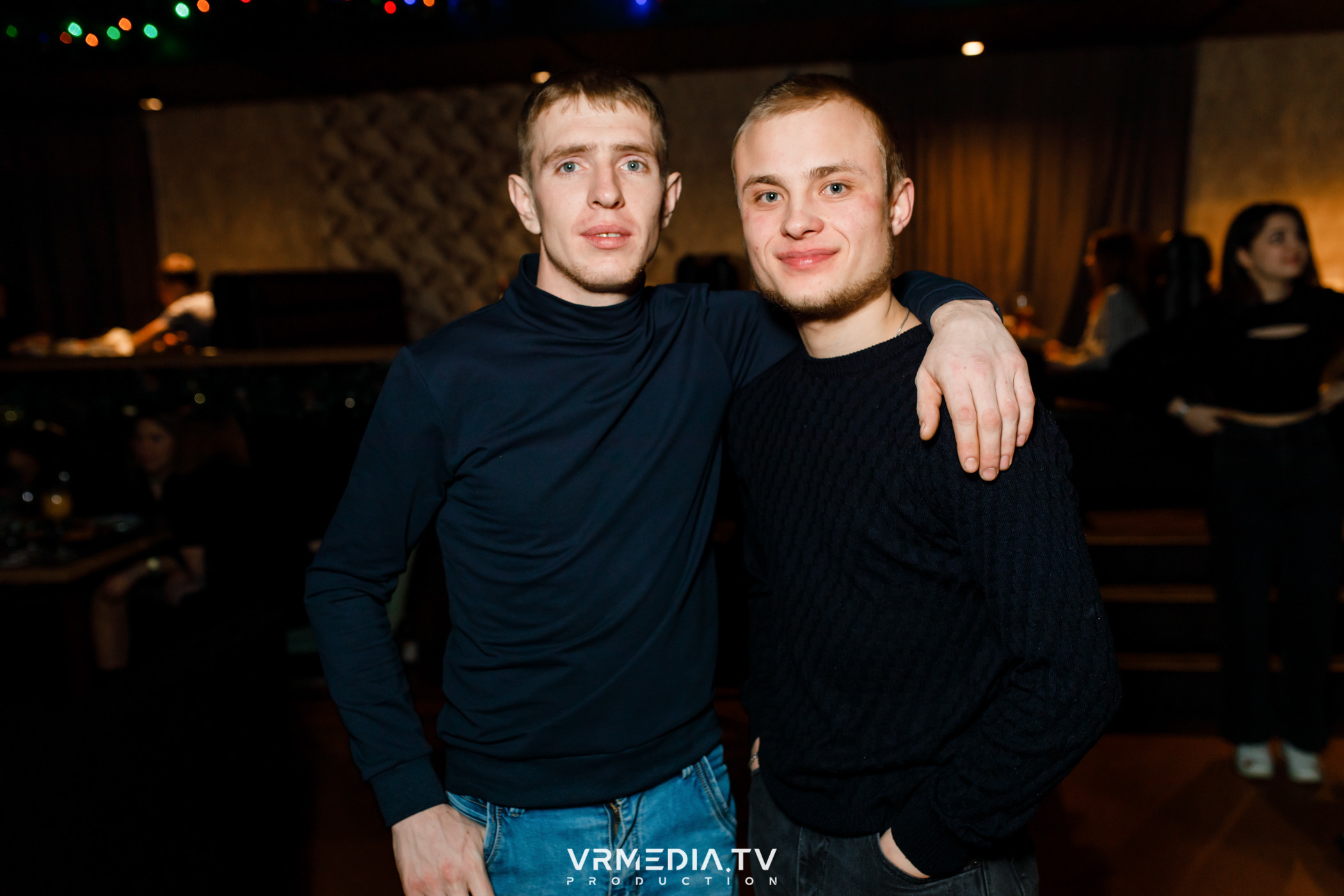 Выходные в баре «DOSKI»