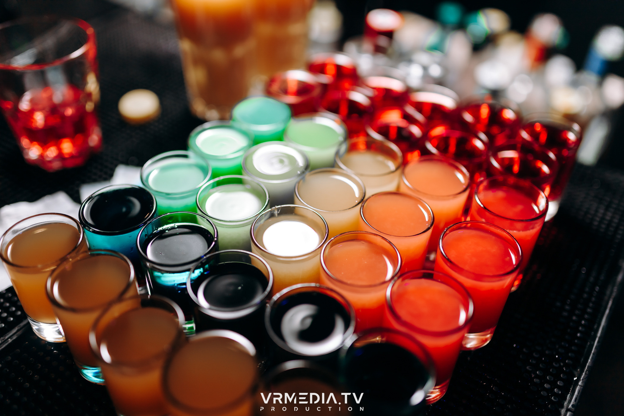 Выходные в баре «DOSKI»