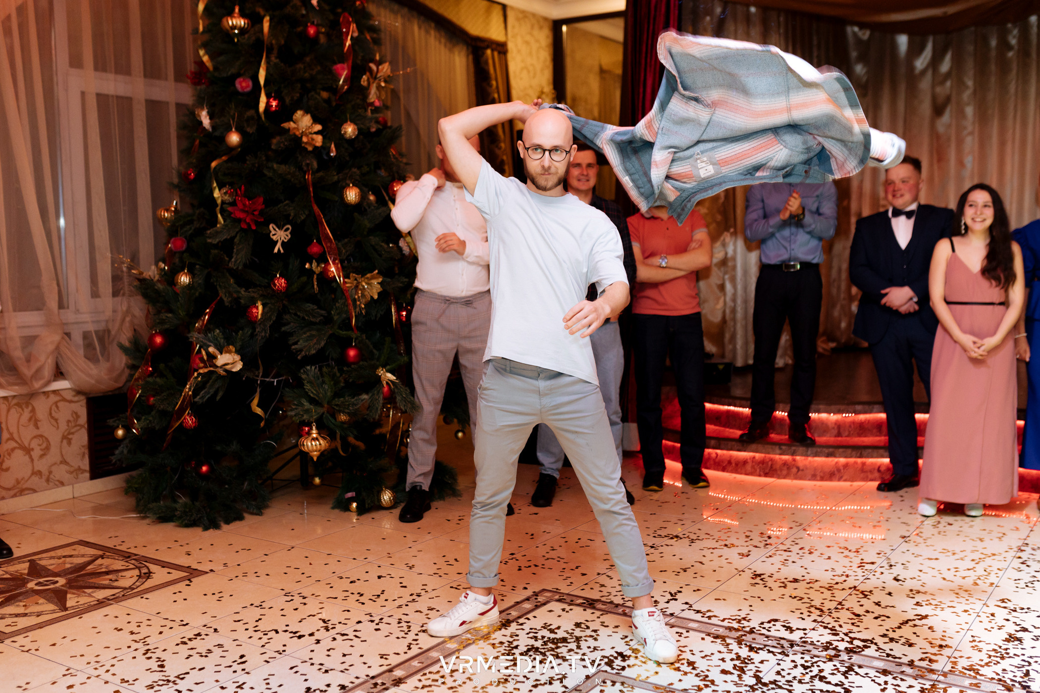 «Новогодний Мюзикл» в ресторане «Лазурный Берег»