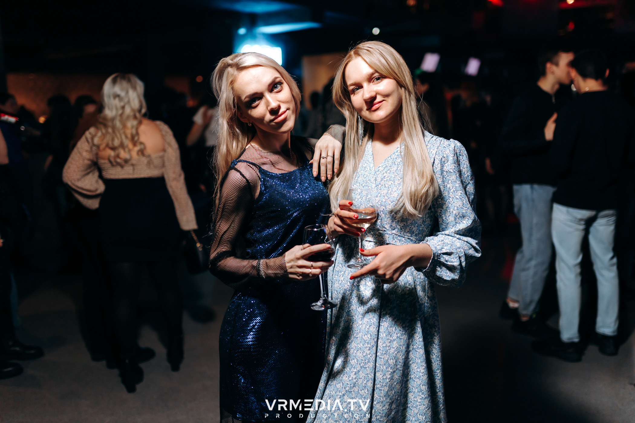 Выходные в баре «DOSKI»