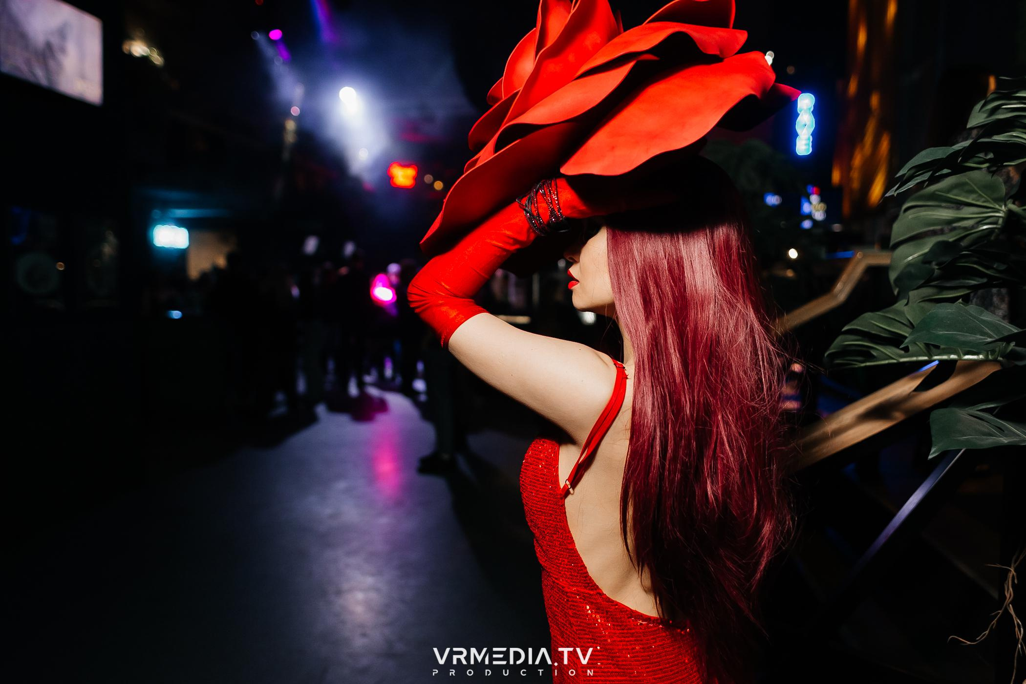 Выходные в баре «DOSKI»