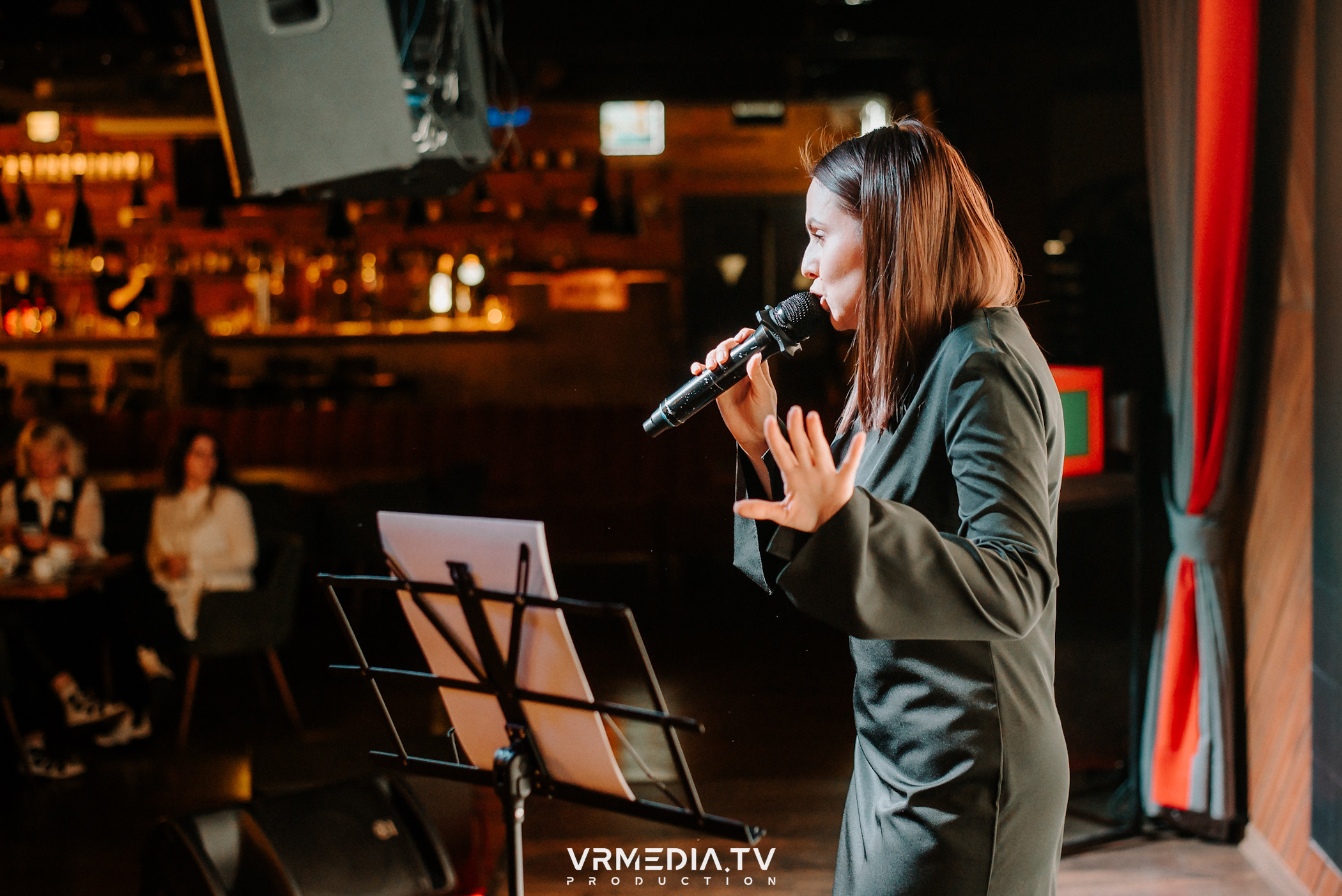 IMOM’S в гриль-баре «Жара»