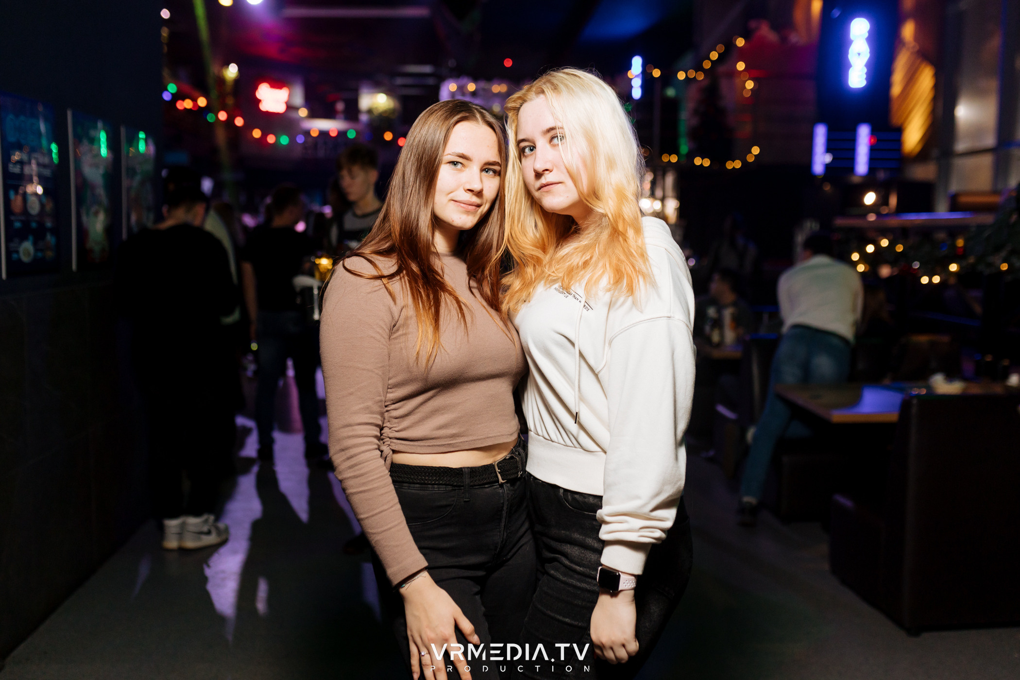 Выходные в баре «DOSKI»