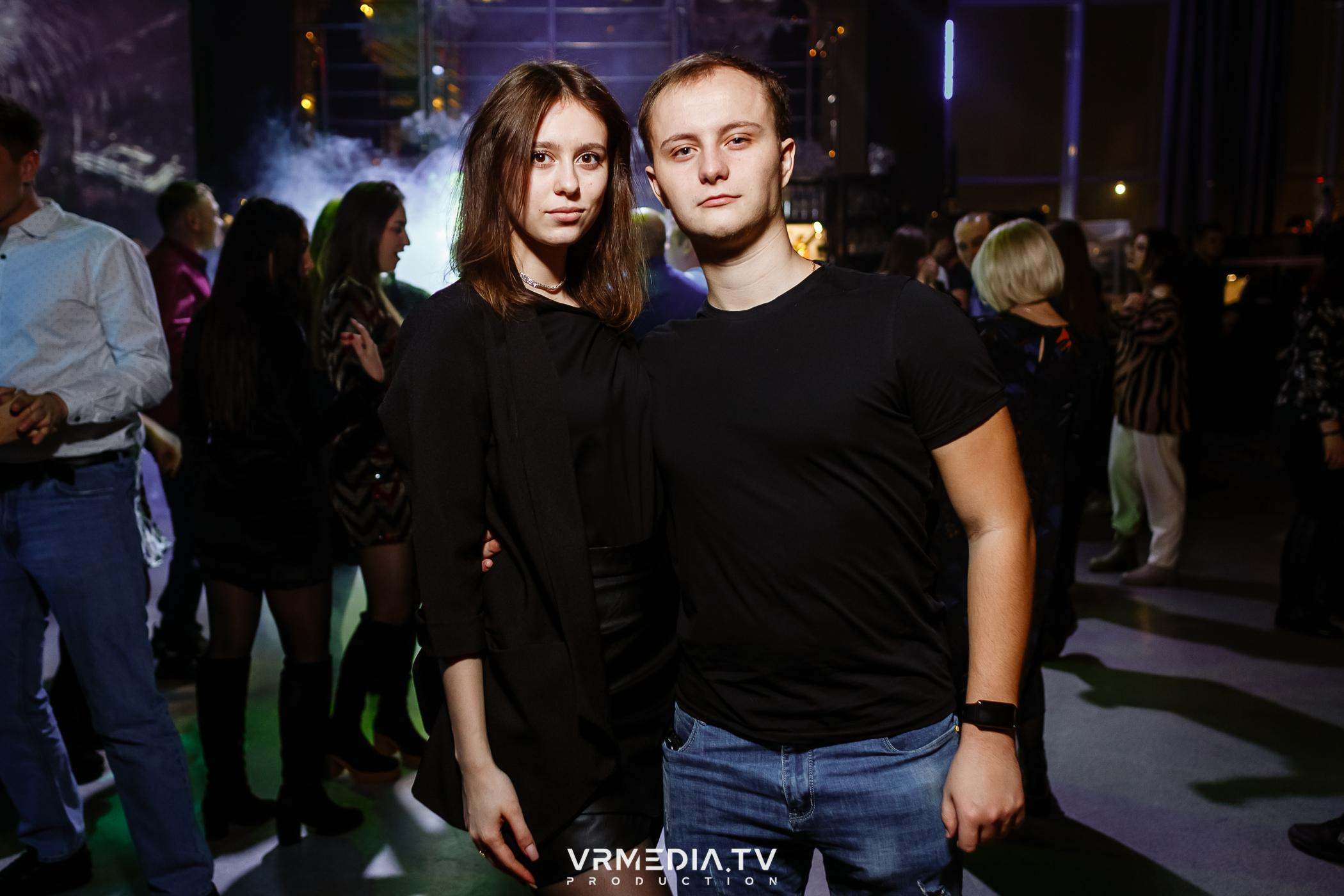 Выходные в баре «DOSKI»