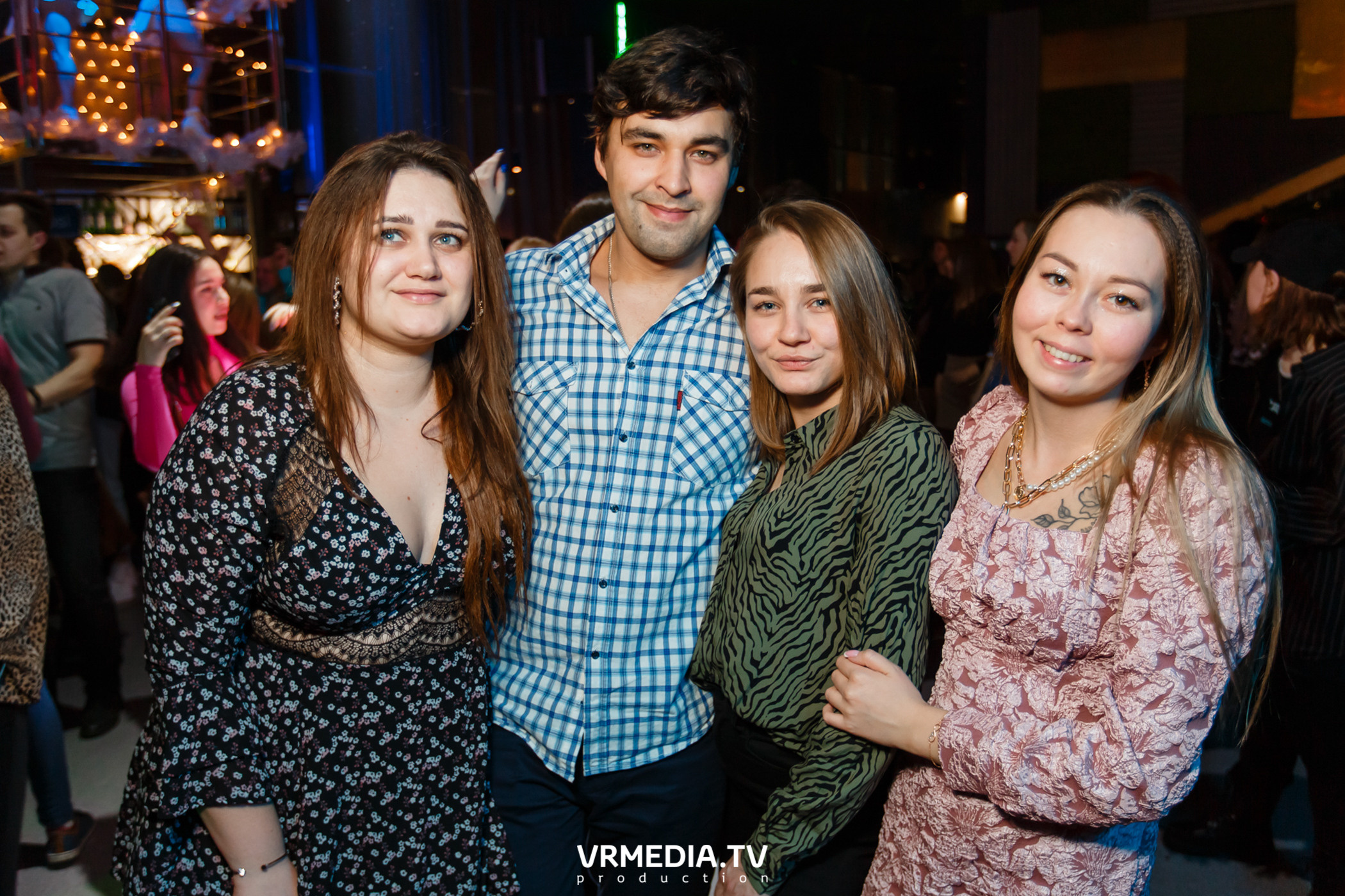 Выходные в баре «DOSKI»