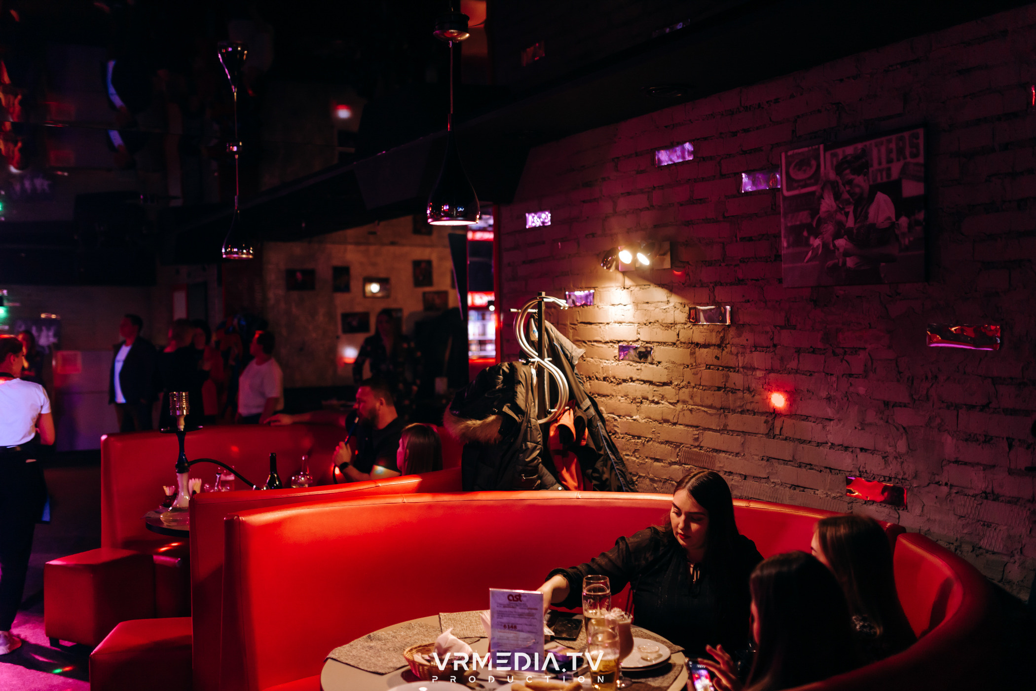 Международный женский день в караоке-баре «Chicago»