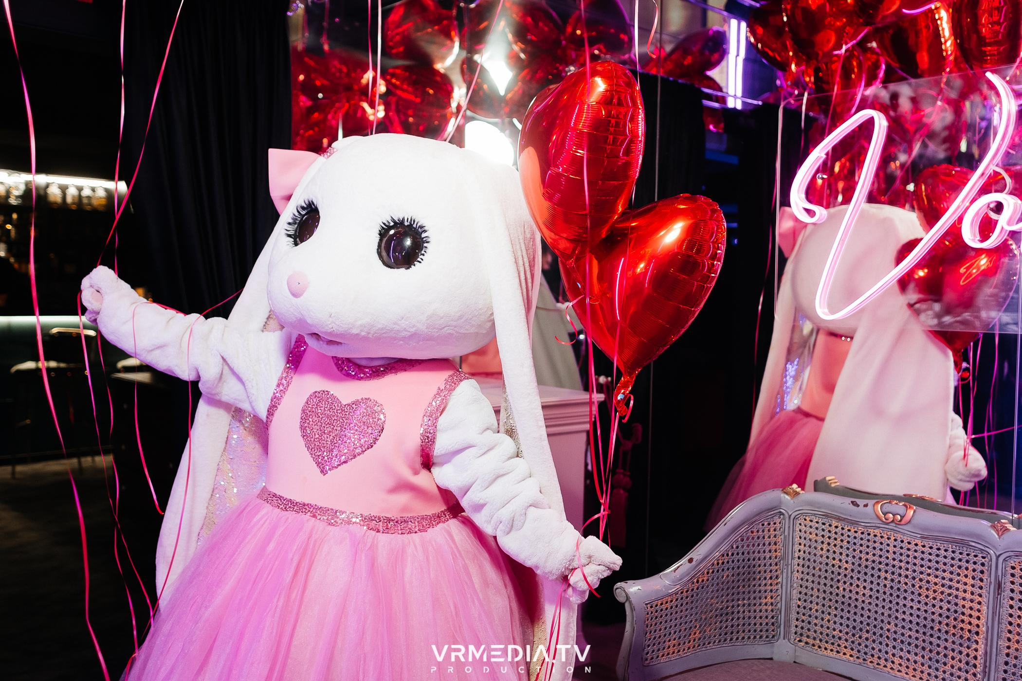 День святого Валентина в караоке-баре «Volna»