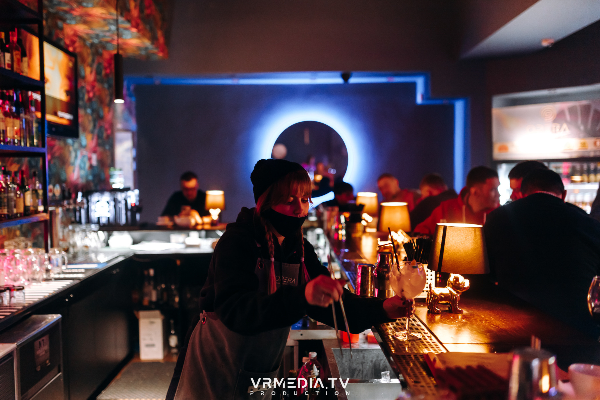 Новогодние корпоративы в караоке-баре «Опера»