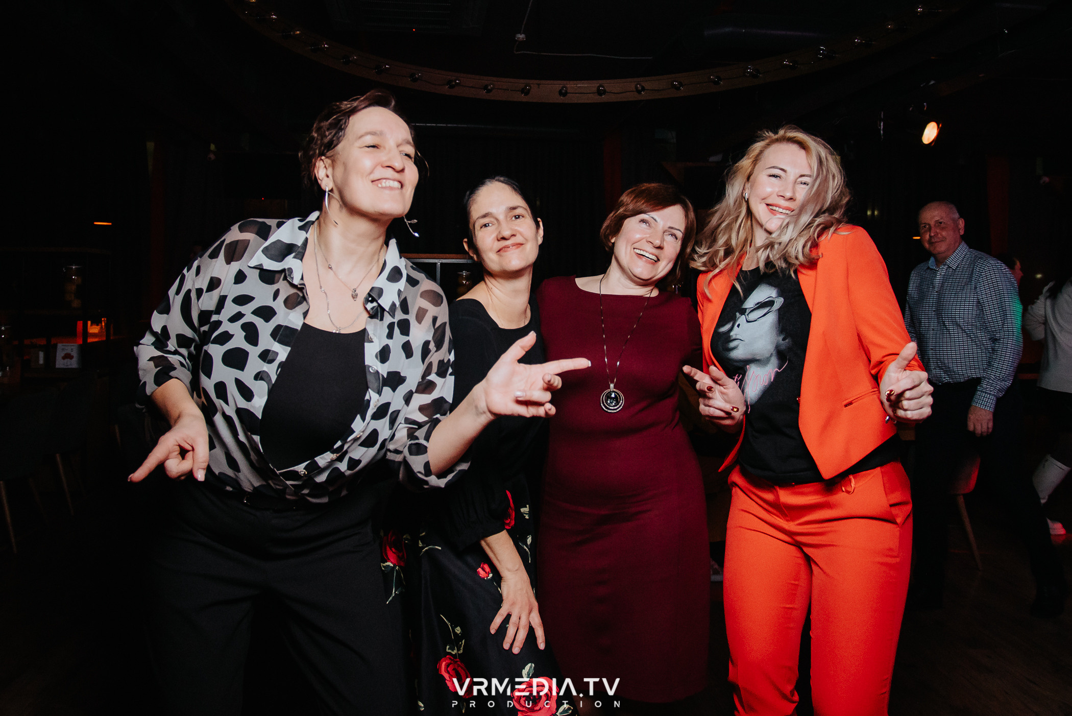 Джазовая среда: РАДИОНЯНЯ (Москва)