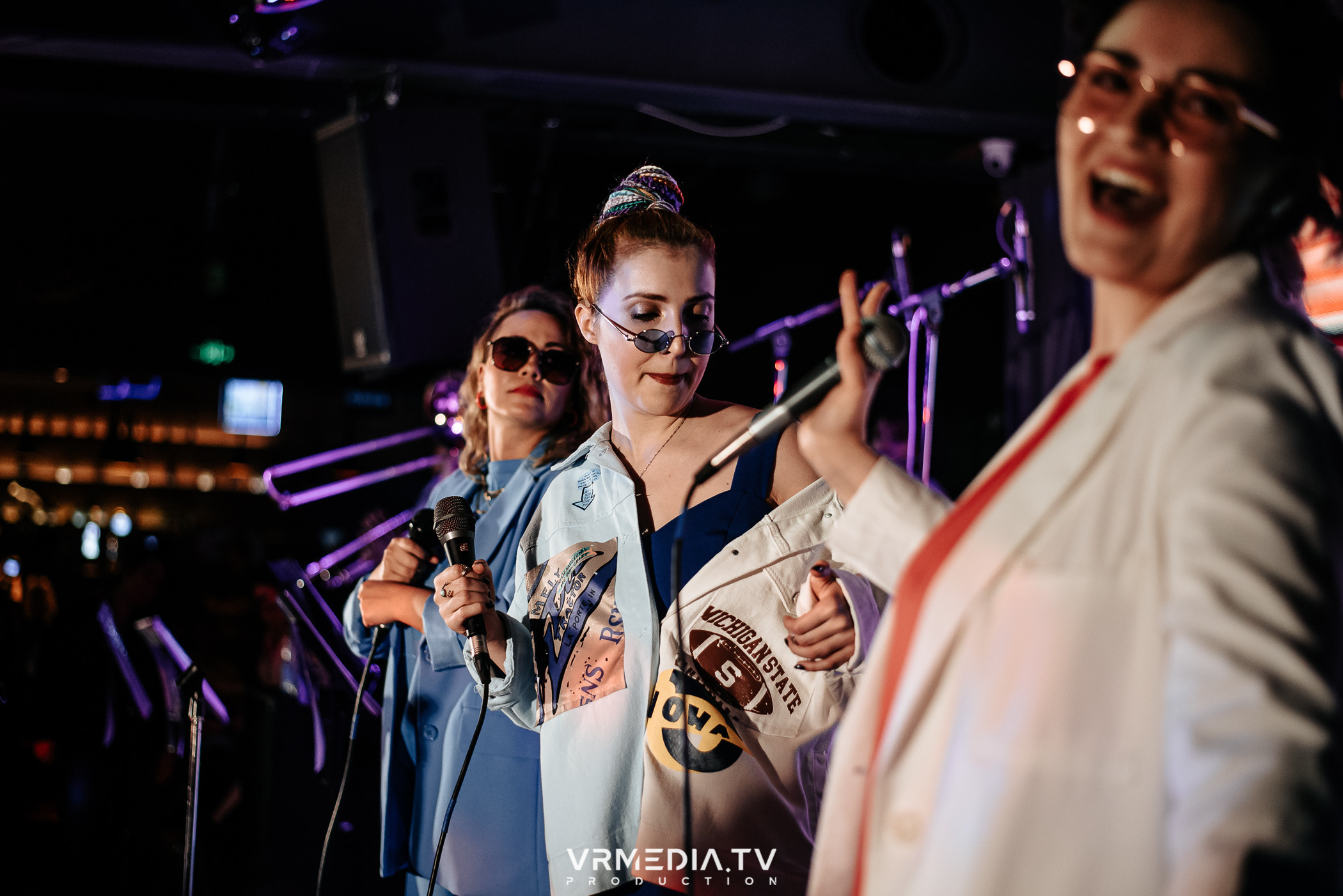 Джазовая среда: BBQueen: Переменная облачность