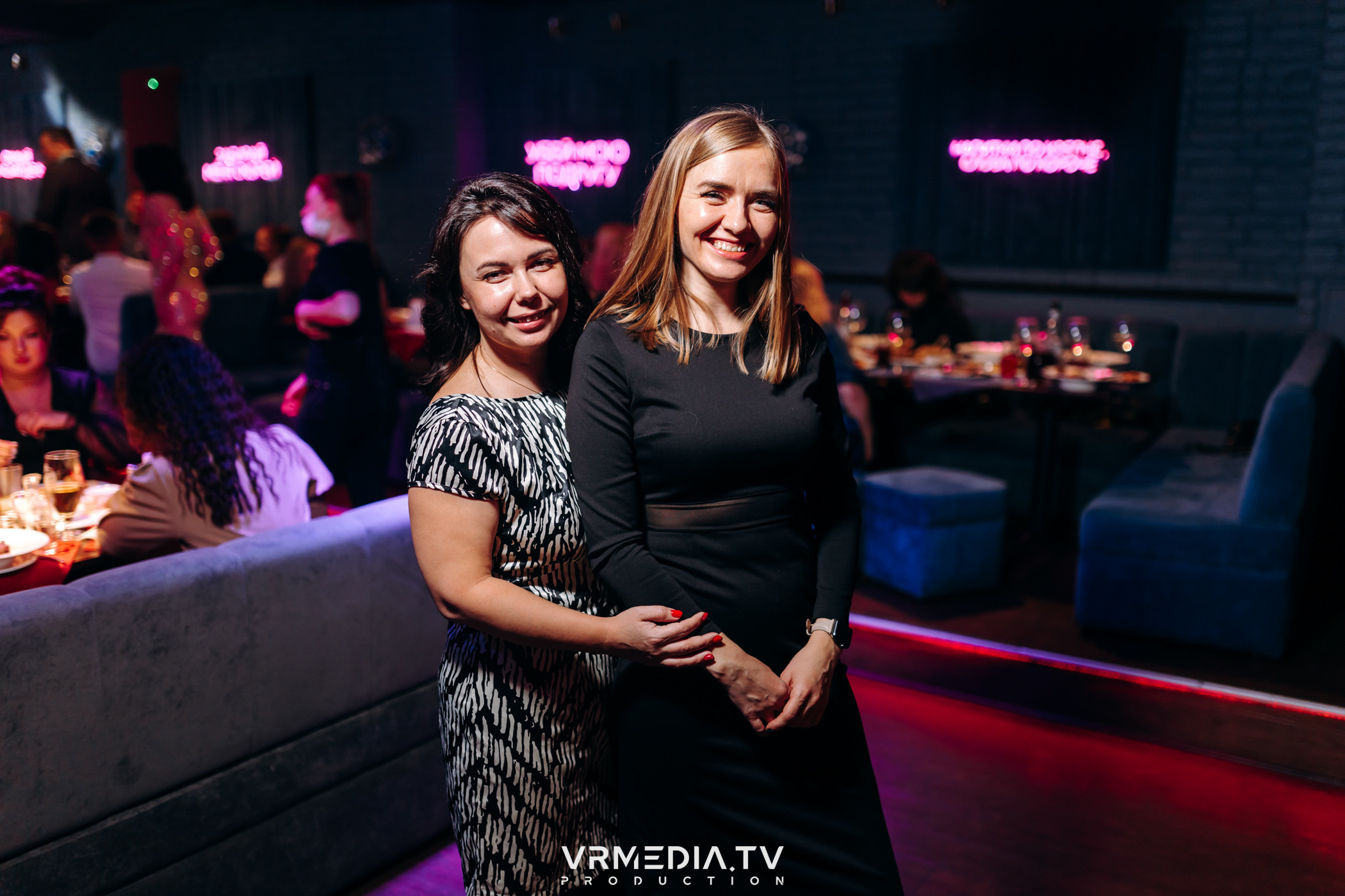 Новогодние корпоративы в караоке-баре «Опера»