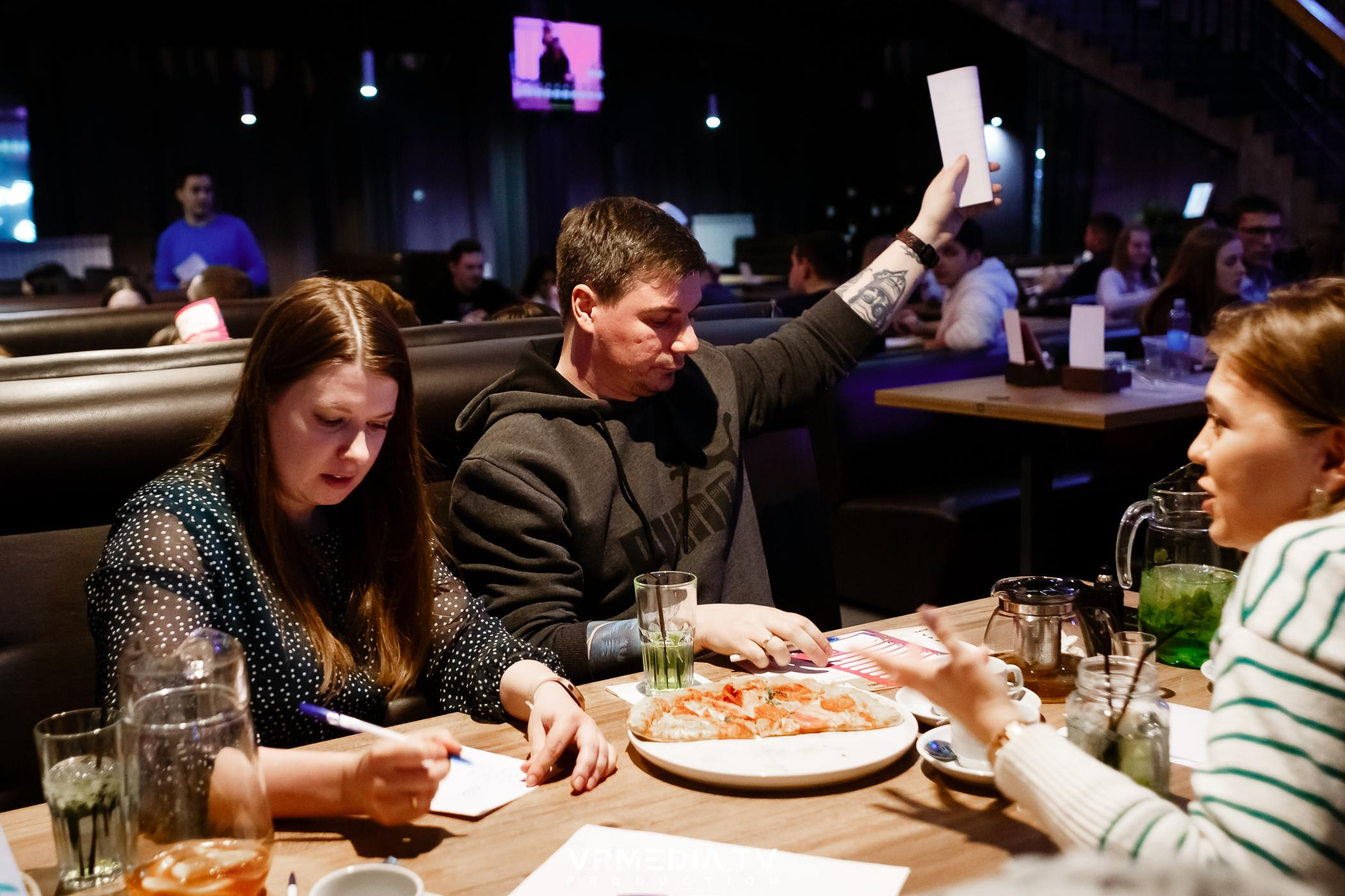 WoW QuiZ в баре «DOSKI»