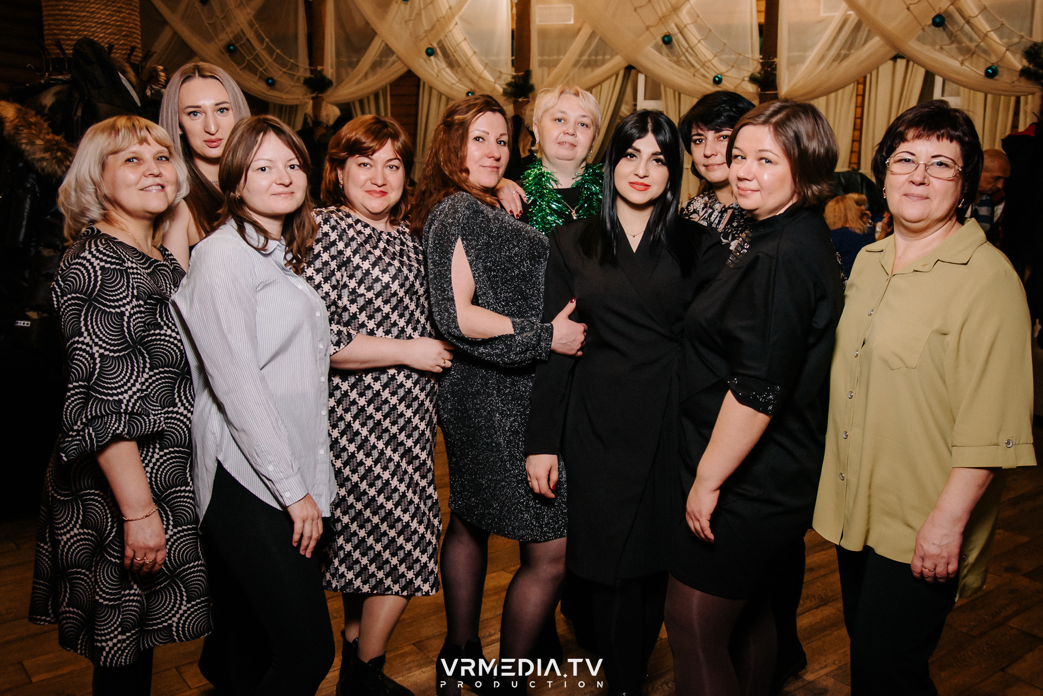 Новогодний вечер «У Петровича»