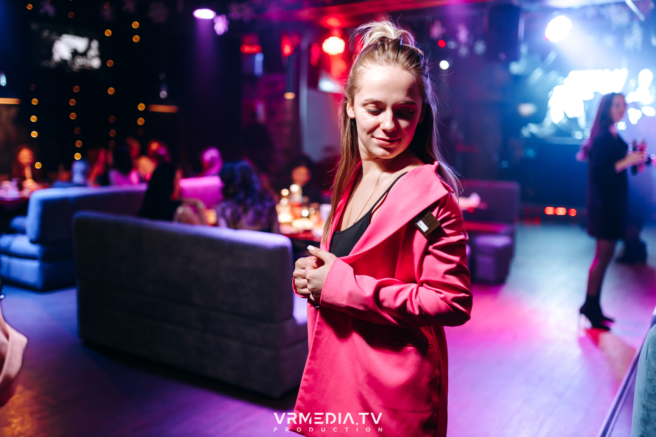 Новогодние корпоративы в караоке-баре «Опера»